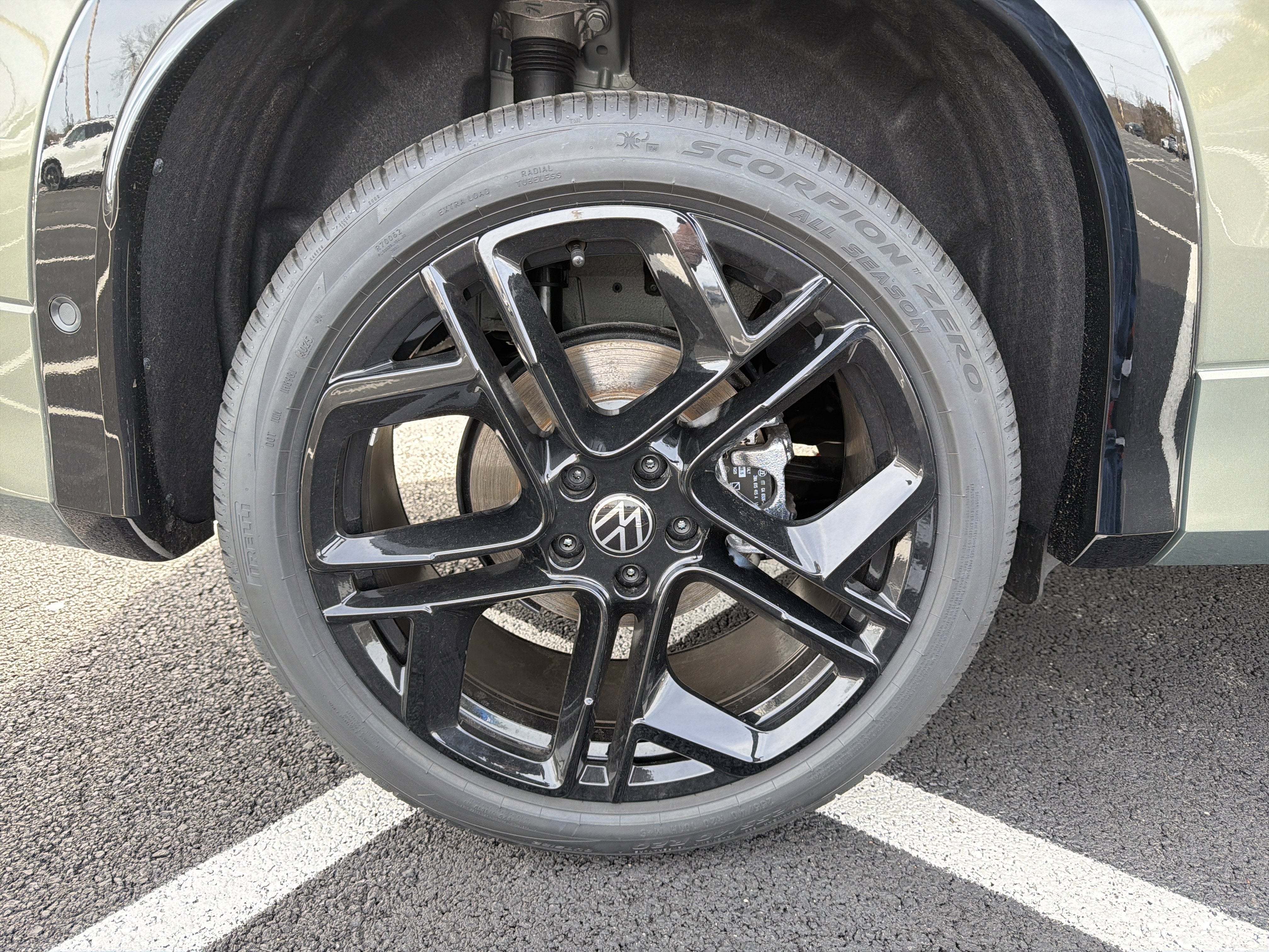 2026 Volkswagen Tiguan 2.0T SE R-Line Black