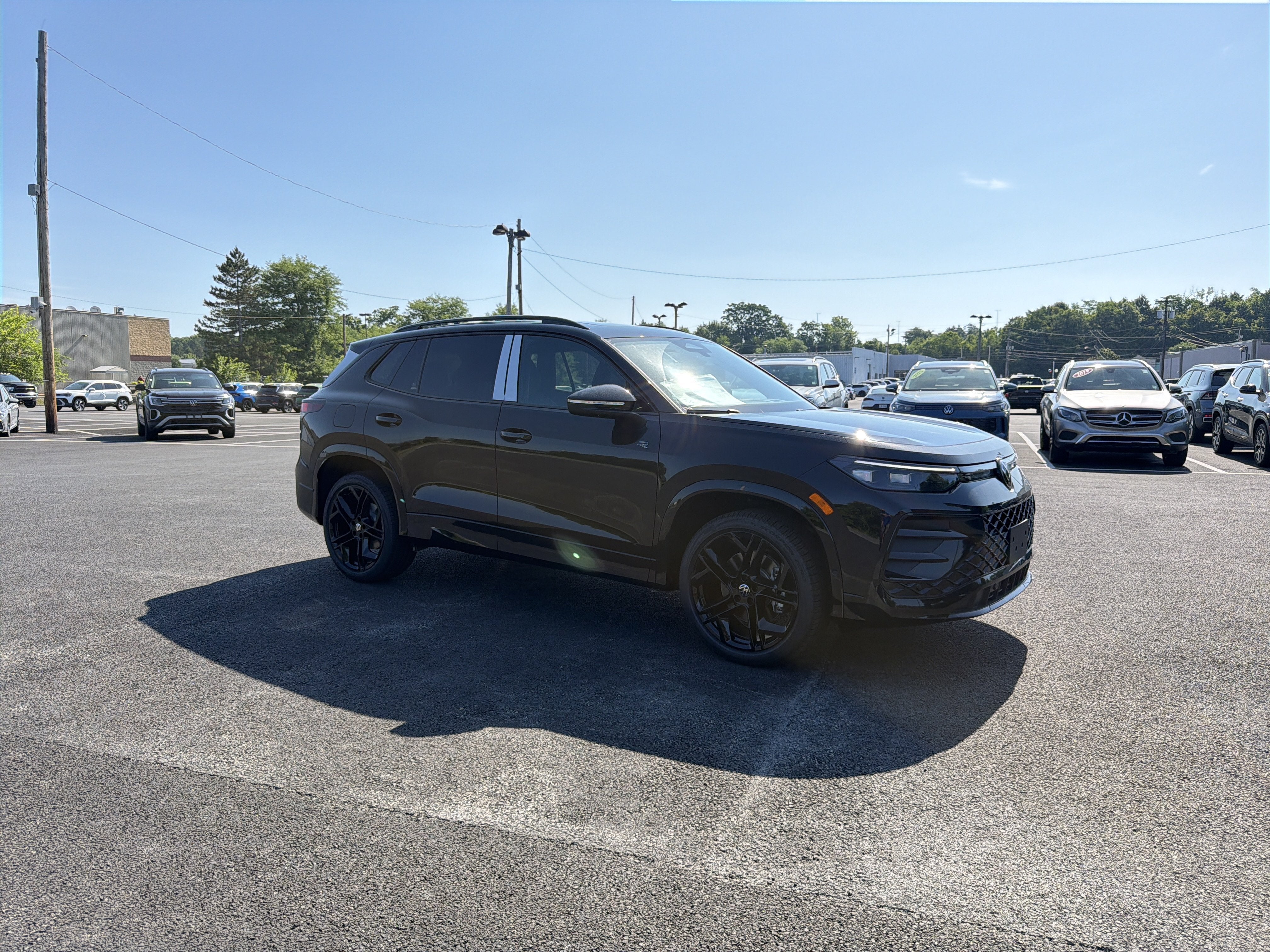 2026 Volkswagen Tiguan 2.0T SE