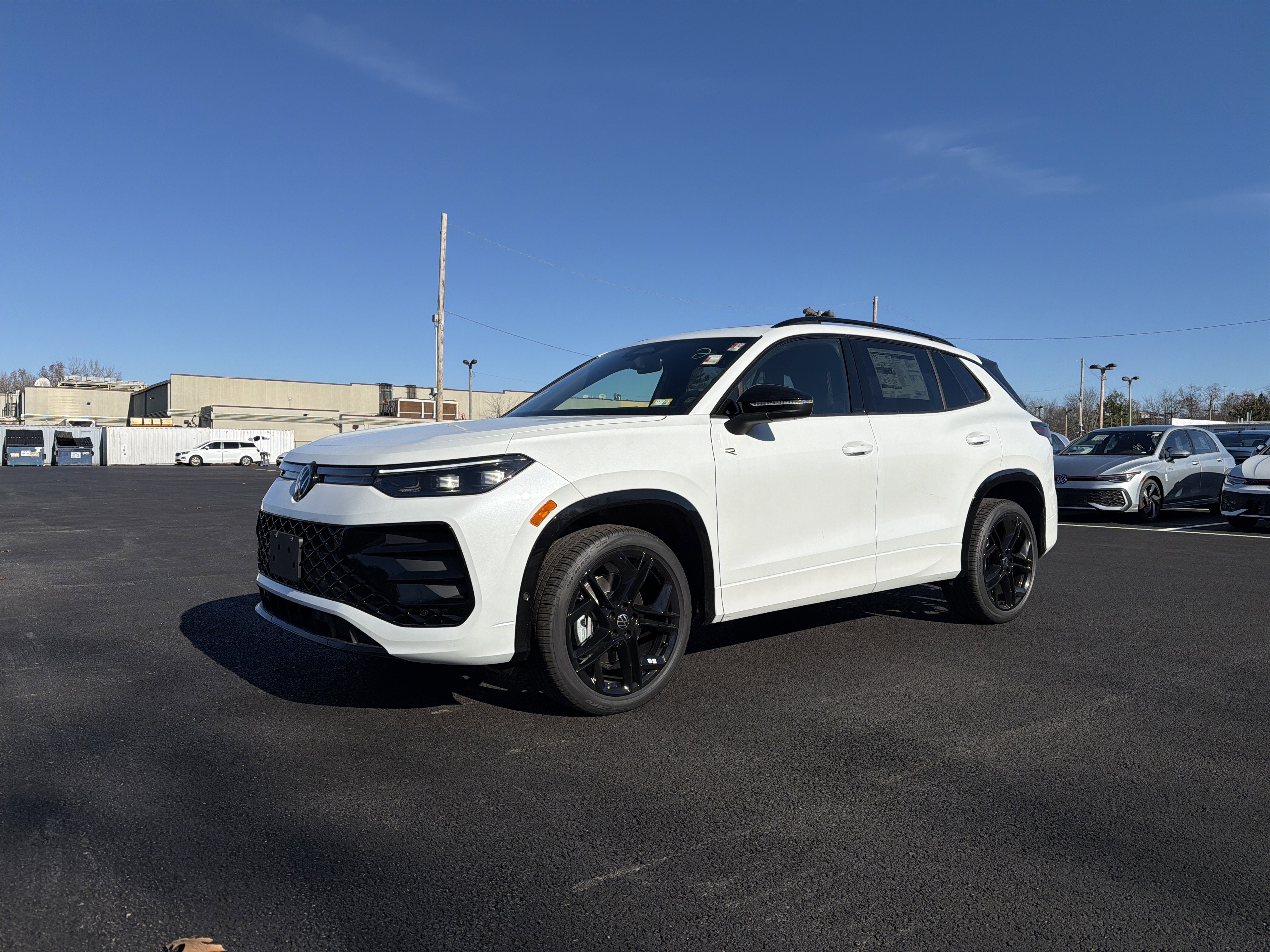 2026 Volkswagen Tiguan 2.0T SE R-Line Black