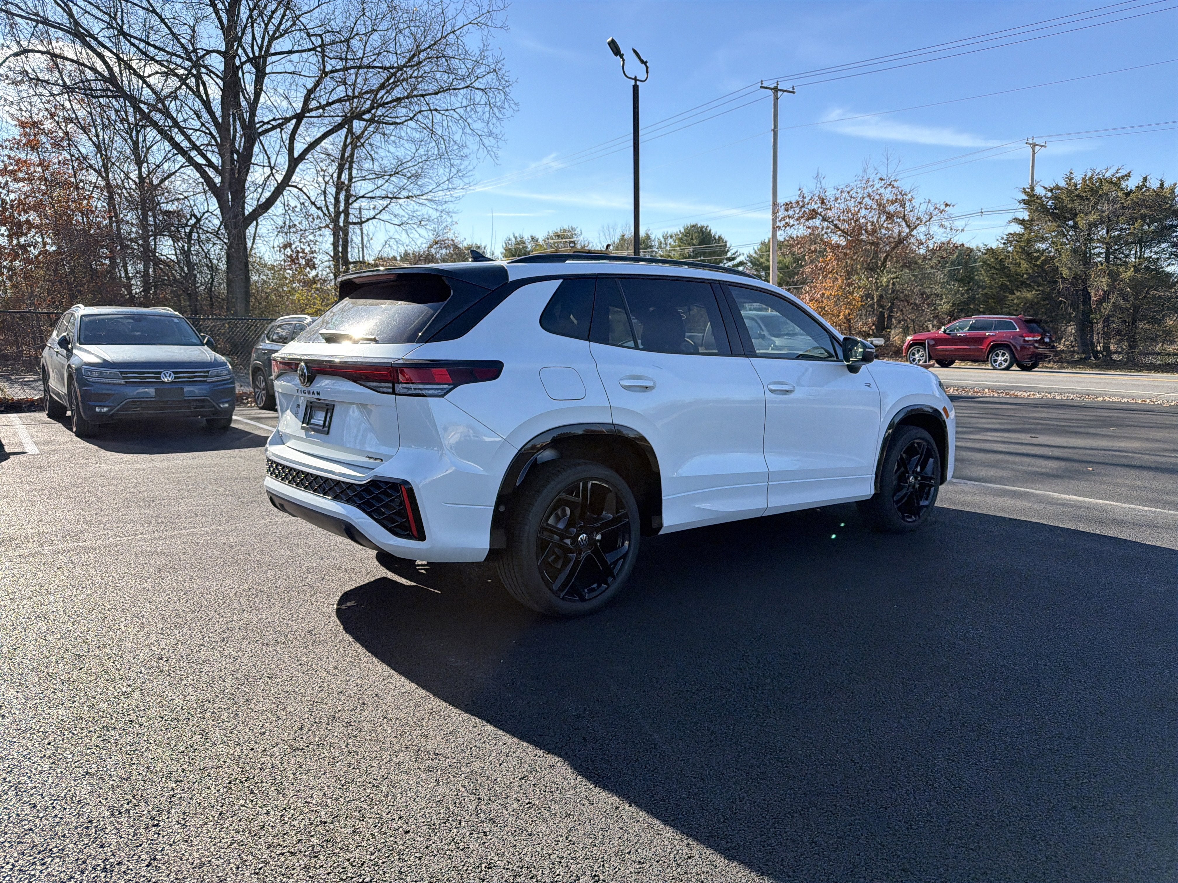 2026 Volkswagen Tiguan 2.0T SE R-Line Black