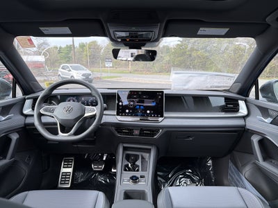 2026 Volkswagen Tiguan 2.0T SE R-Line Black