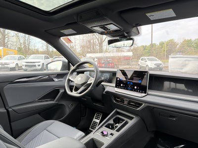 2026 Volkswagen Tiguan 2.0T SE R-Line Black