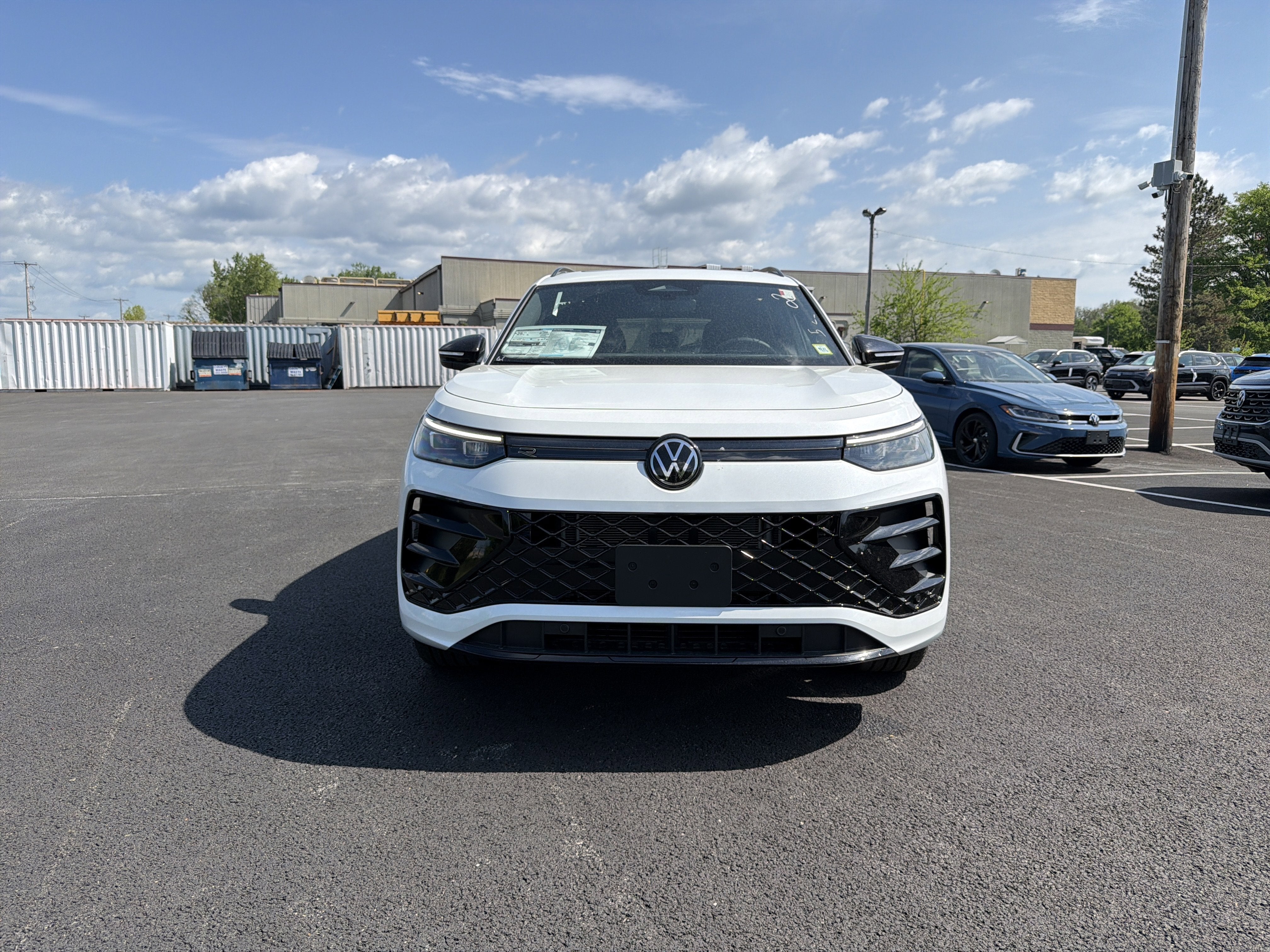2026 Volkswagen Tiguan 2.0T SE R-Line Black