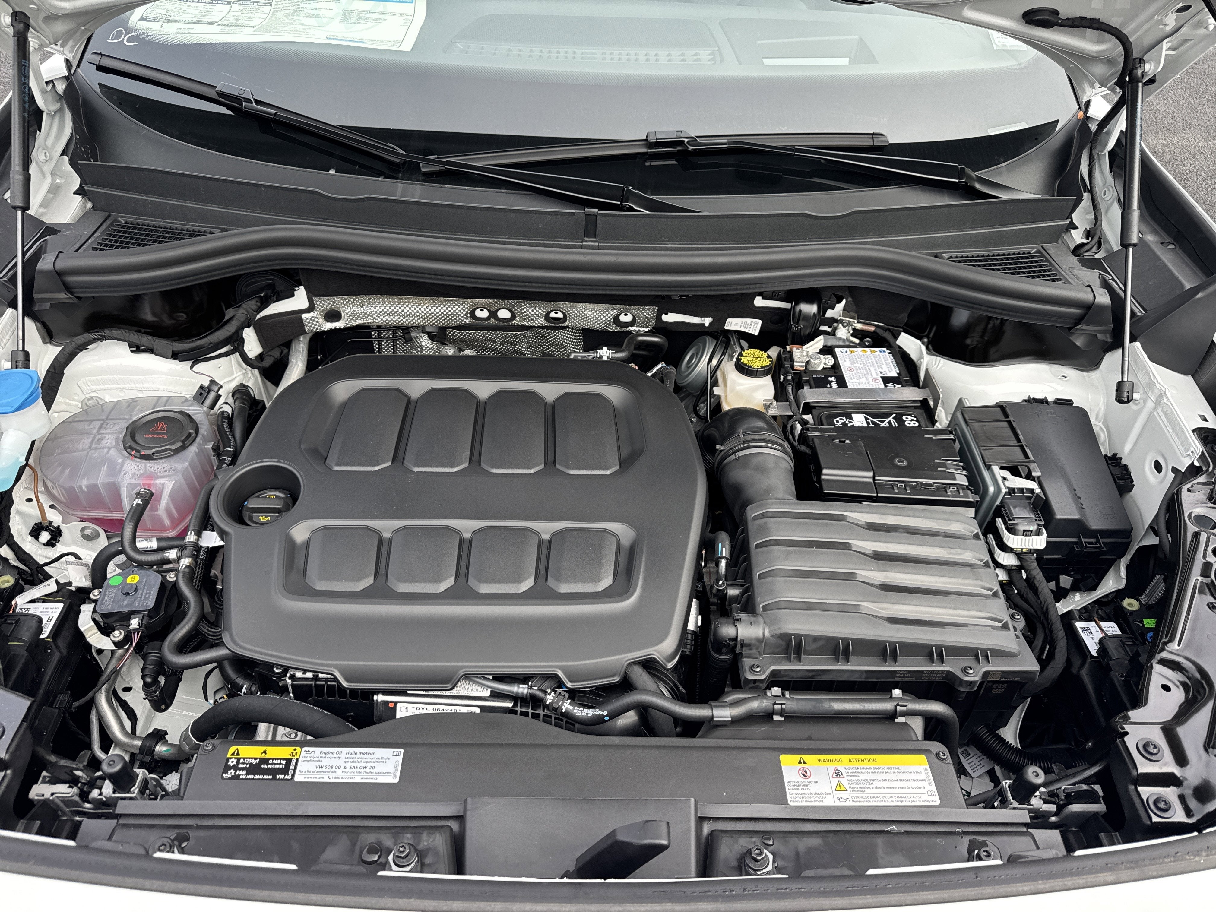 2025 Volkswagen Tiguan 2.0T SE R-Line Black