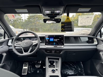 2025 Volkswagen Tiguan 2.0T SE R-Line Black