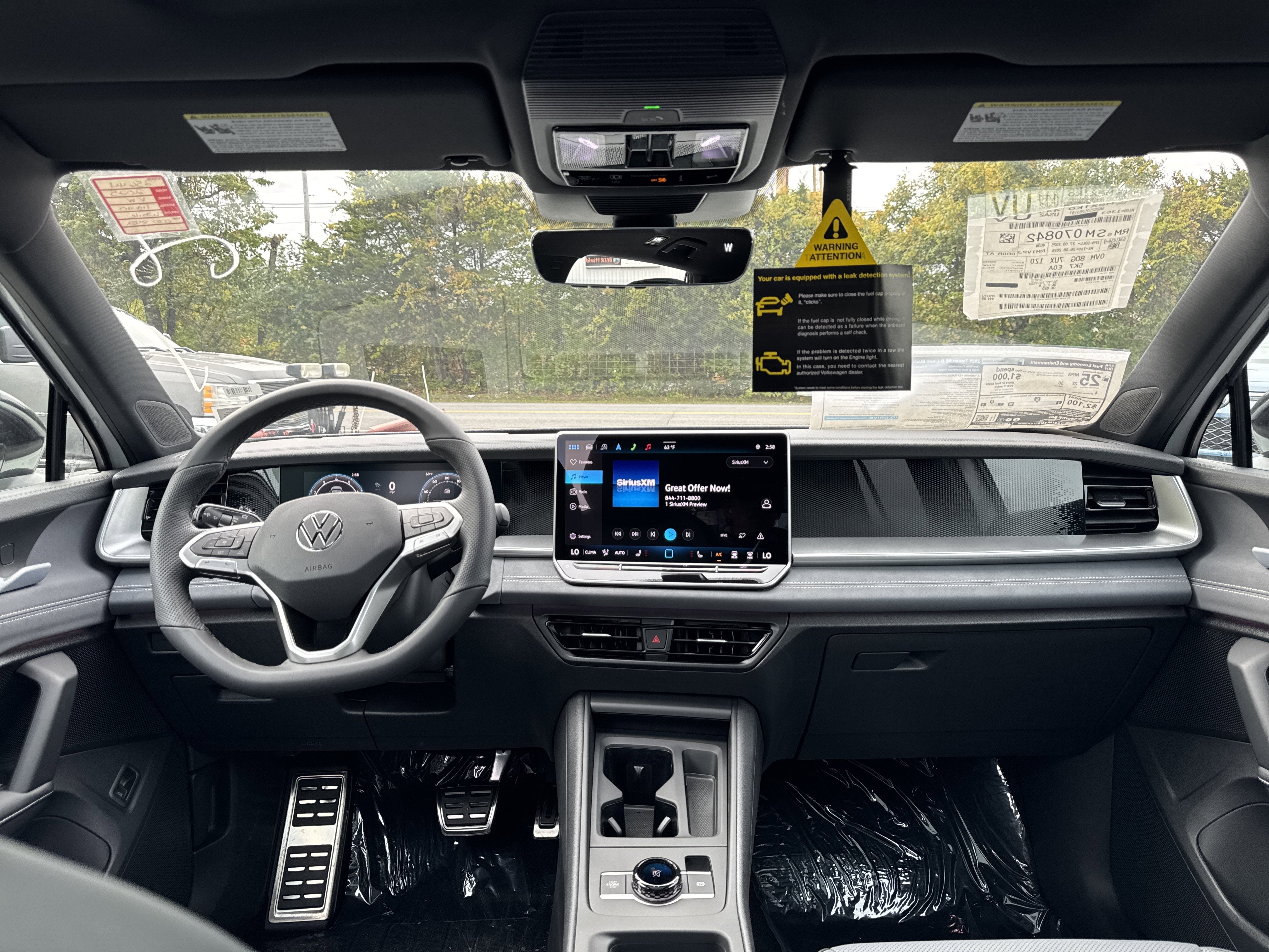 2025 Volkswagen Tiguan 2.0T SE R-Line Black