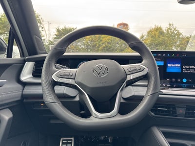 2025 Volkswagen Tiguan 2.0T SE R-Line Black