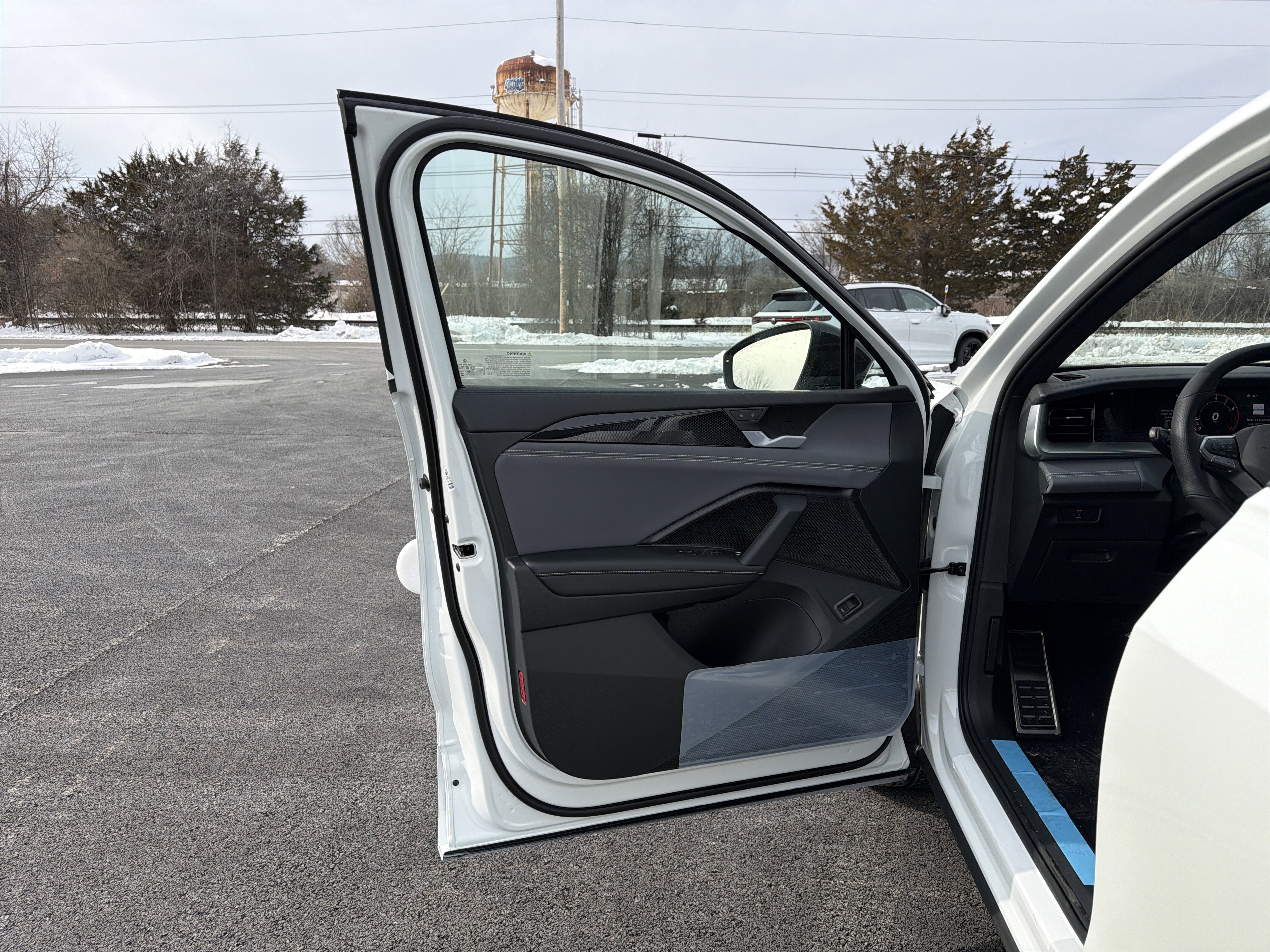 2026 Volkswagen Tiguan SE R-Line AWD