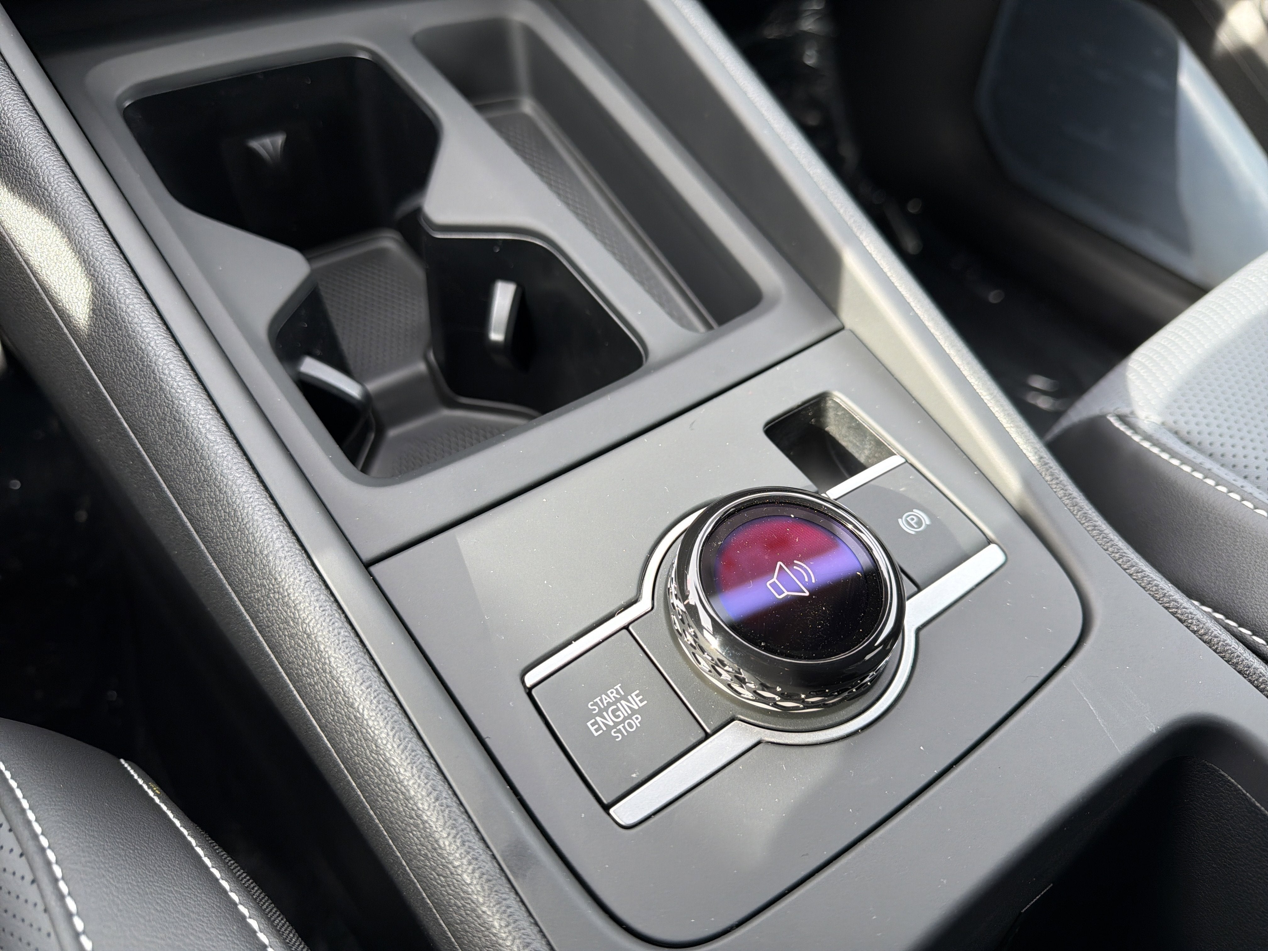 2026 Volkswagen Tiguan SE R-Line AWD