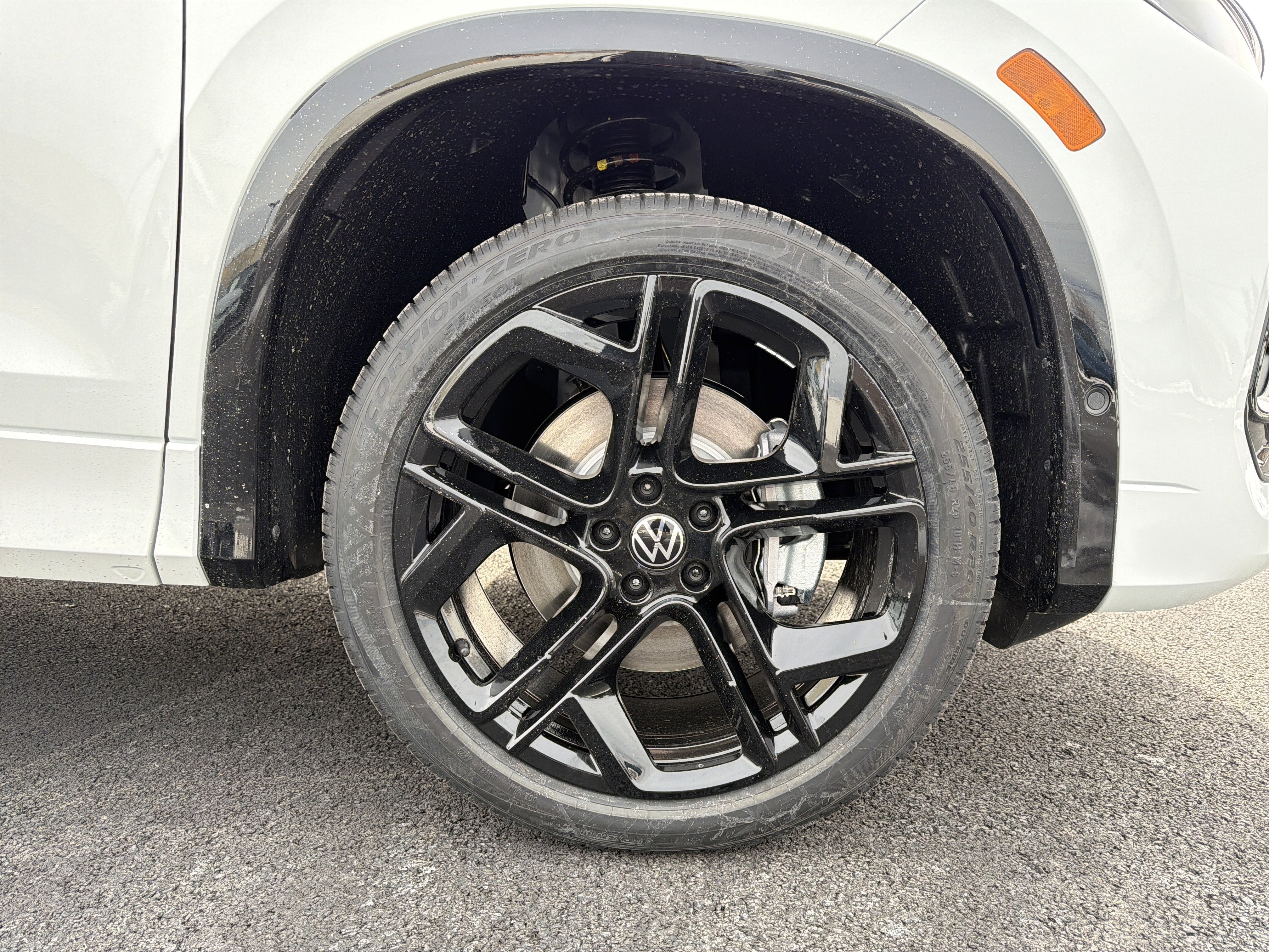 2026 Volkswagen Tiguan SE R-Line AWD