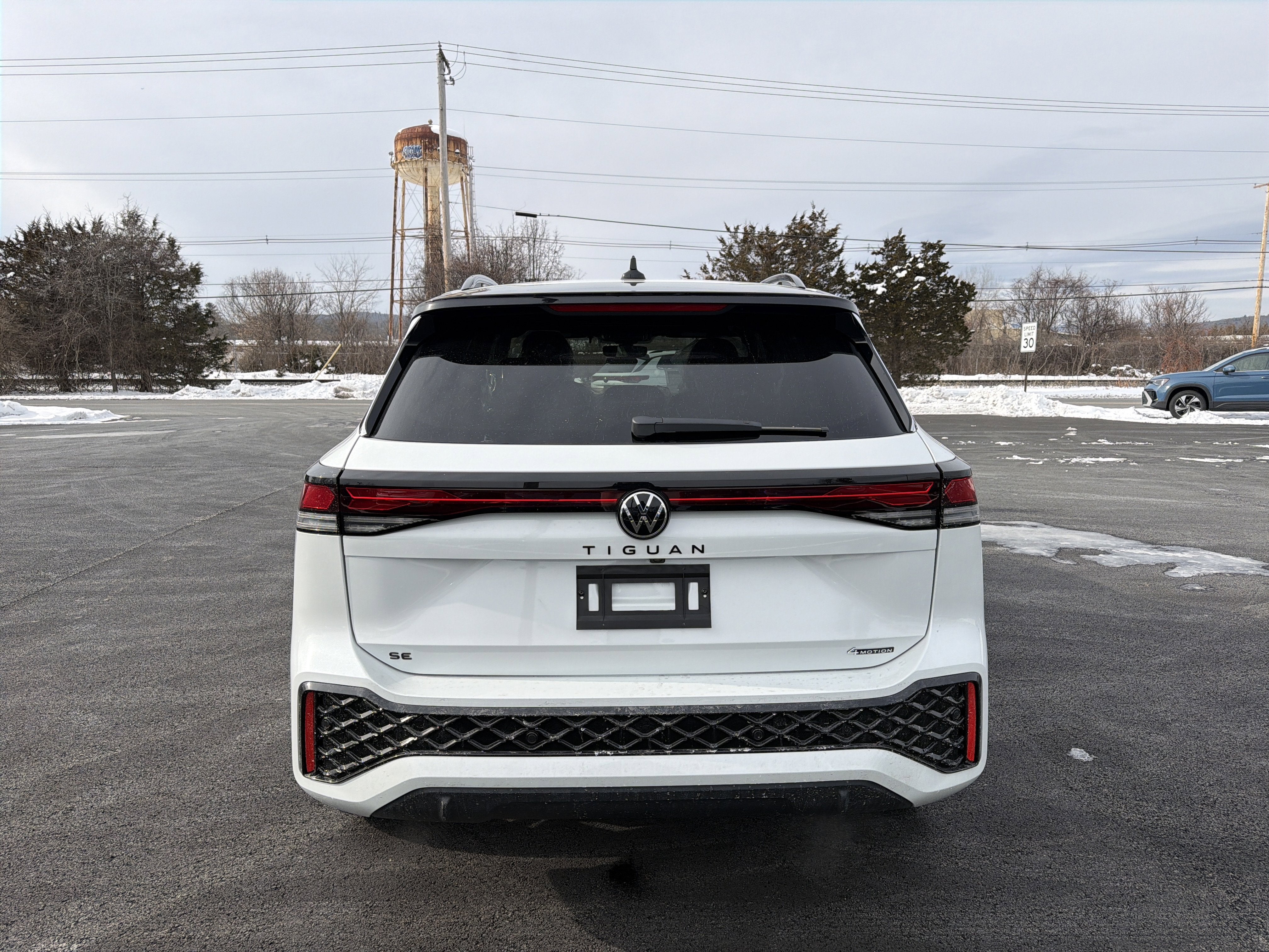 2026 Volkswagen Tiguan SE R-Line AWD