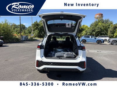 2026 Volkswagen Tiguan 2.0T SE R-Line Black