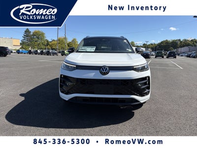 2026 Volkswagen Tiguan 2.0T SE R-Line Black