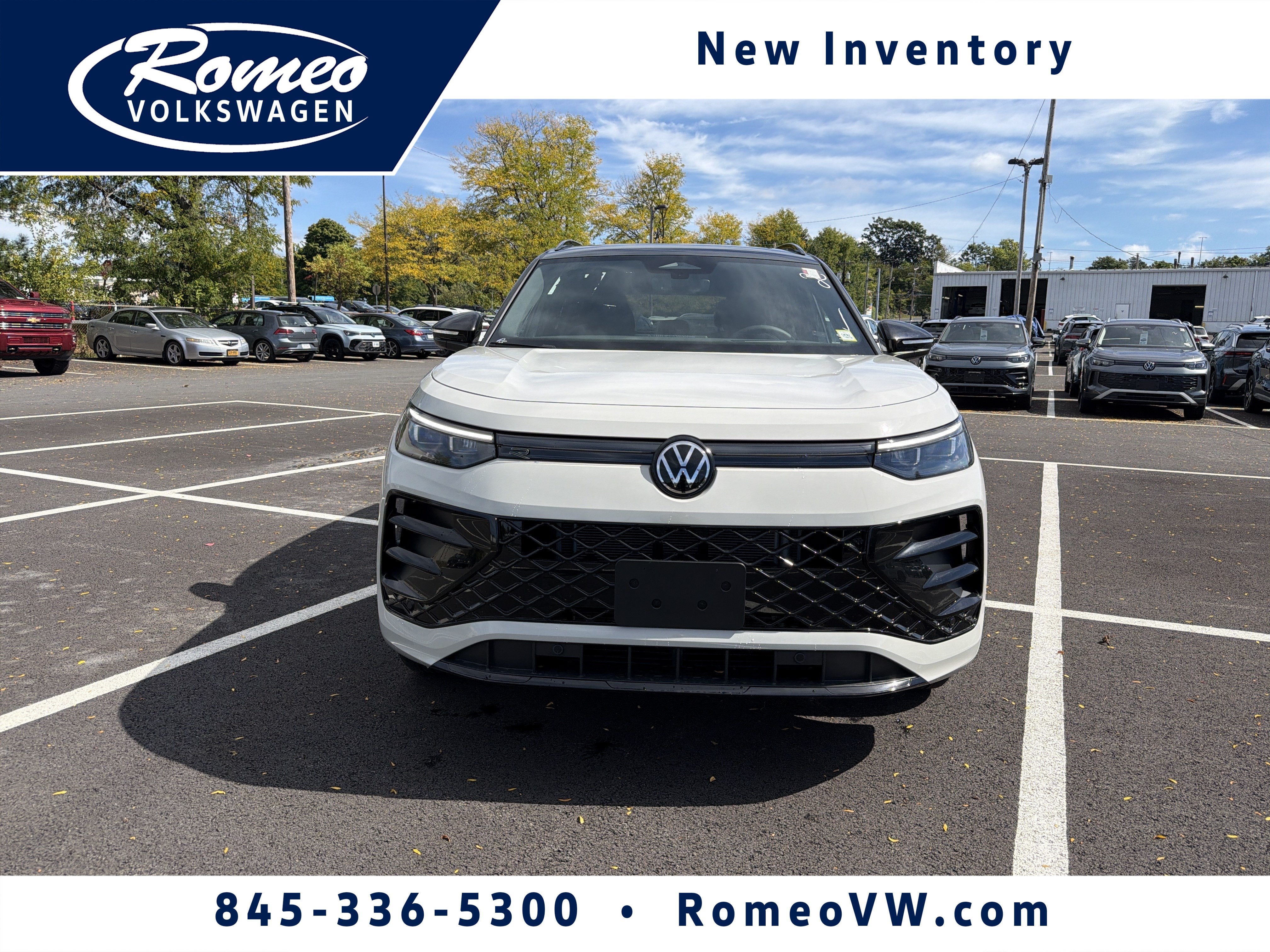 2026 Volkswagen Tiguan 2.0T SE R-Line Black