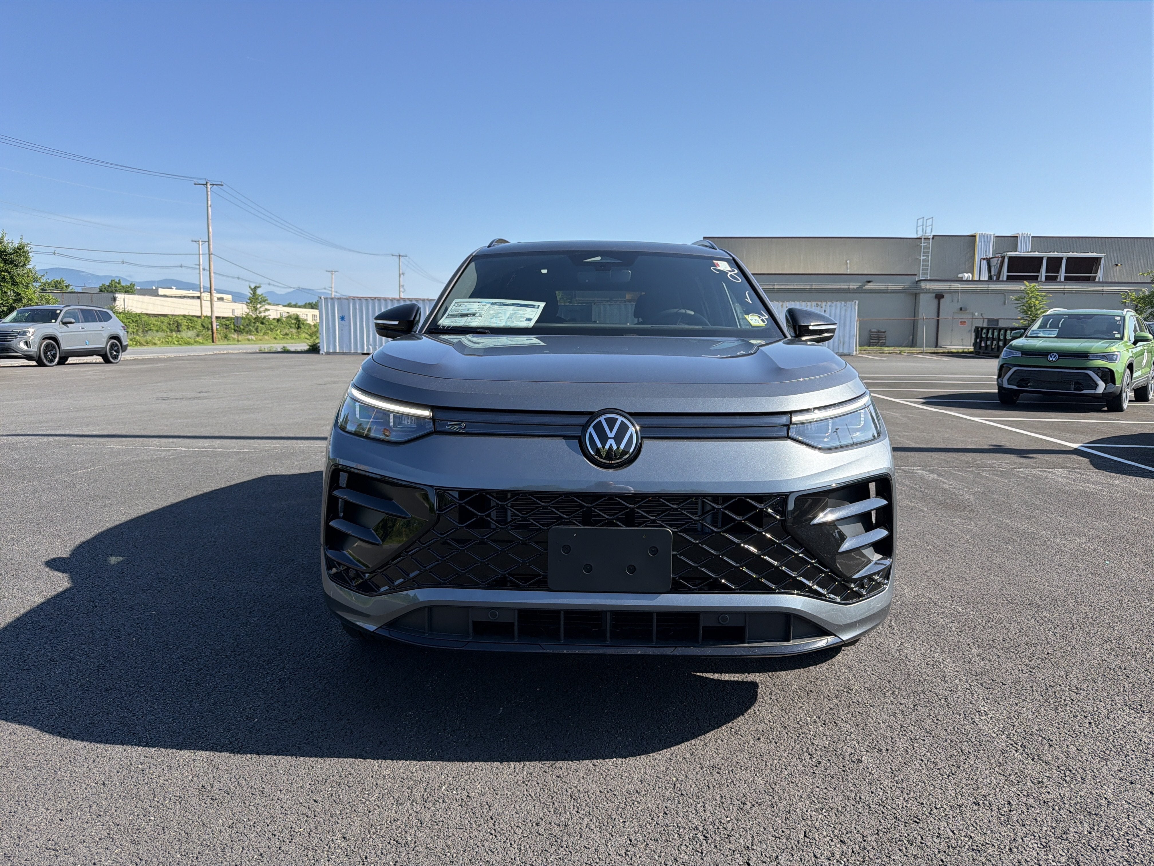 2026 Volkswagen Tiguan 2.0T SE R-Line Black