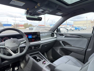 2026 Volkswagen Tiguan 2.0T SE R-Line Black