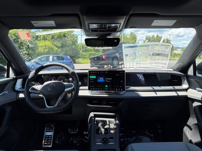2026 Volkswagen Tiguan 2.0T SE R-Line Black
