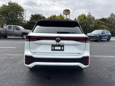 2025 Volkswagen Tiguan 2.0T SE R-Line Black