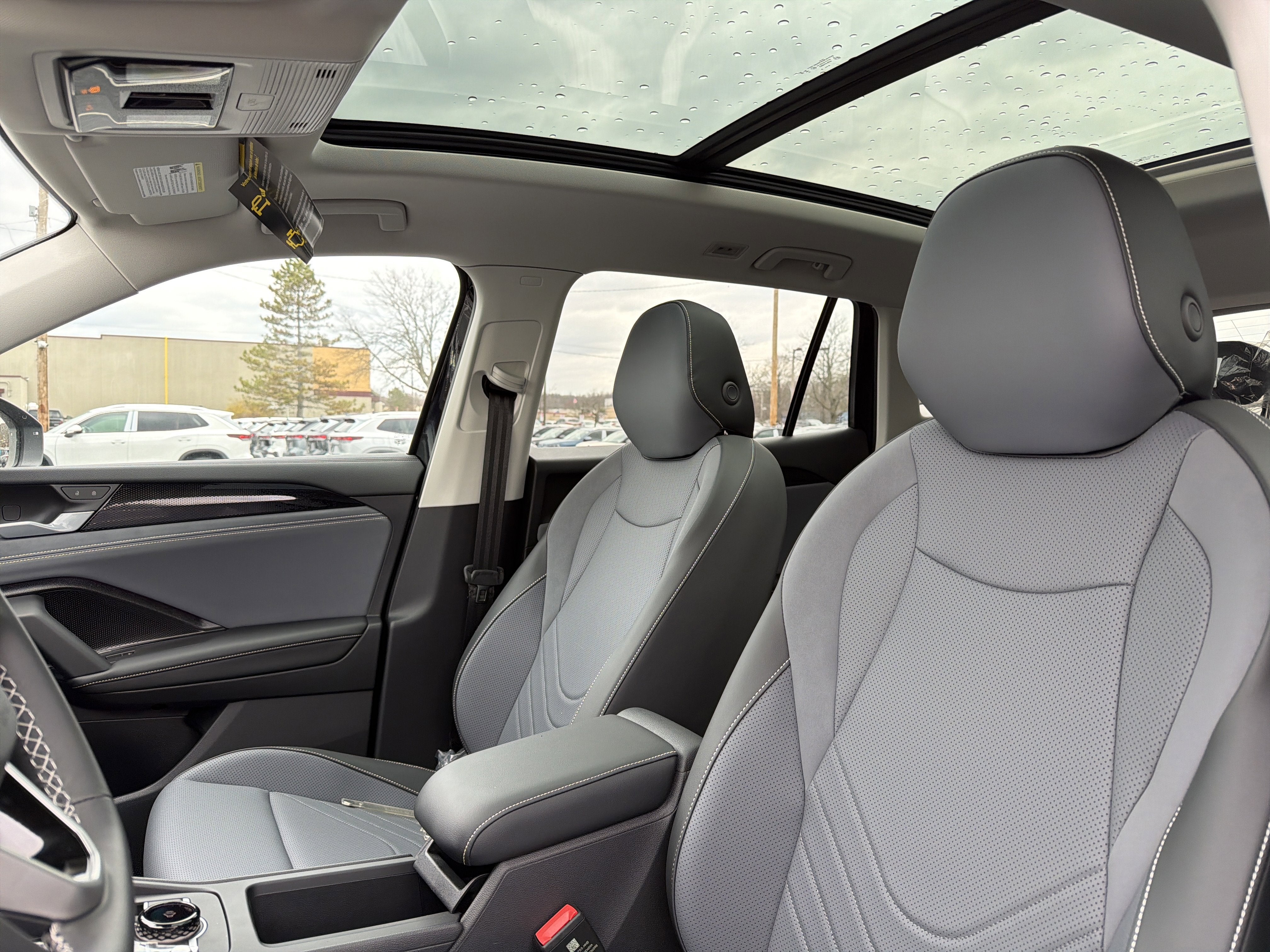 2026 Volkswagen Tiguan SE AWD