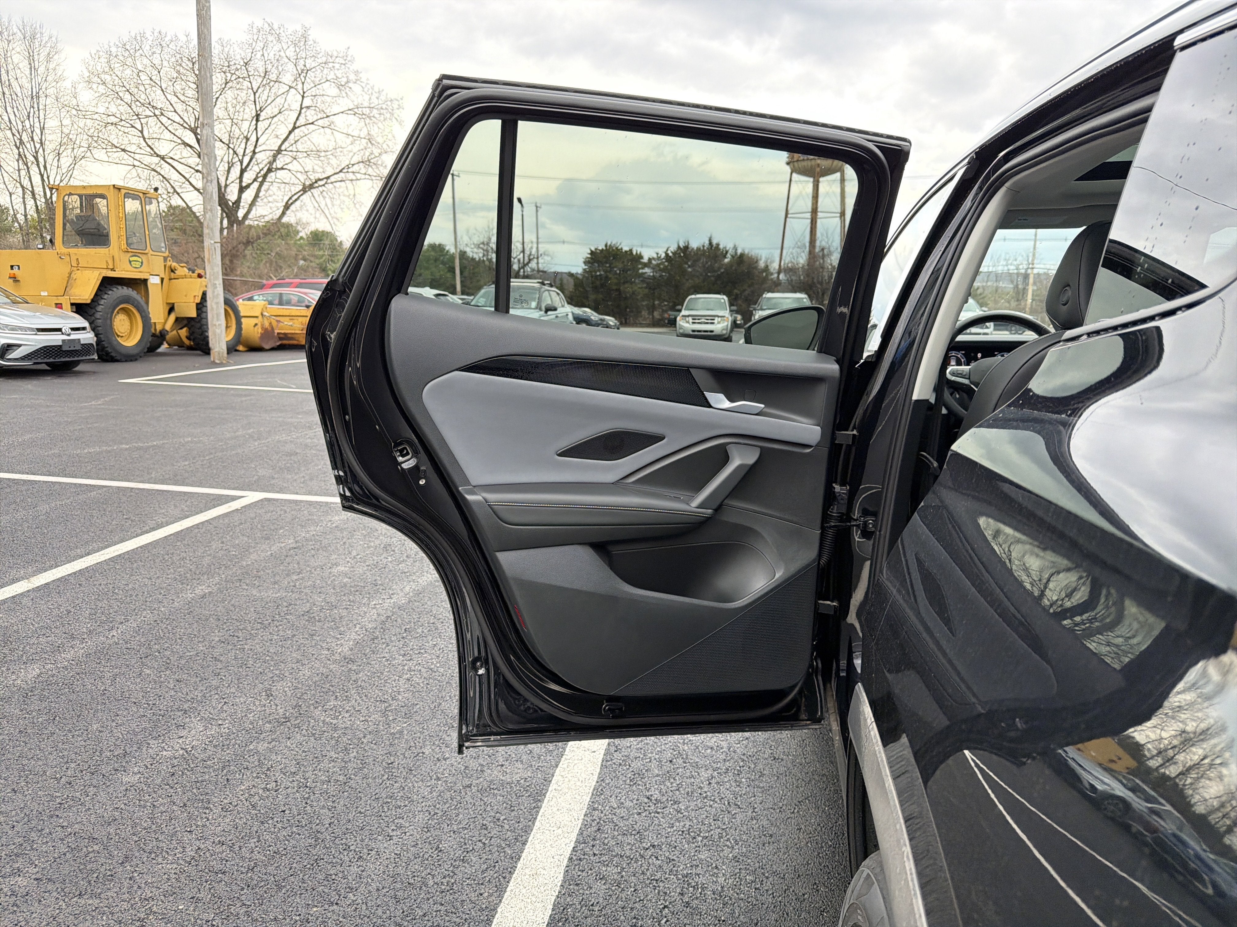 2026 Volkswagen Tiguan SE AWD