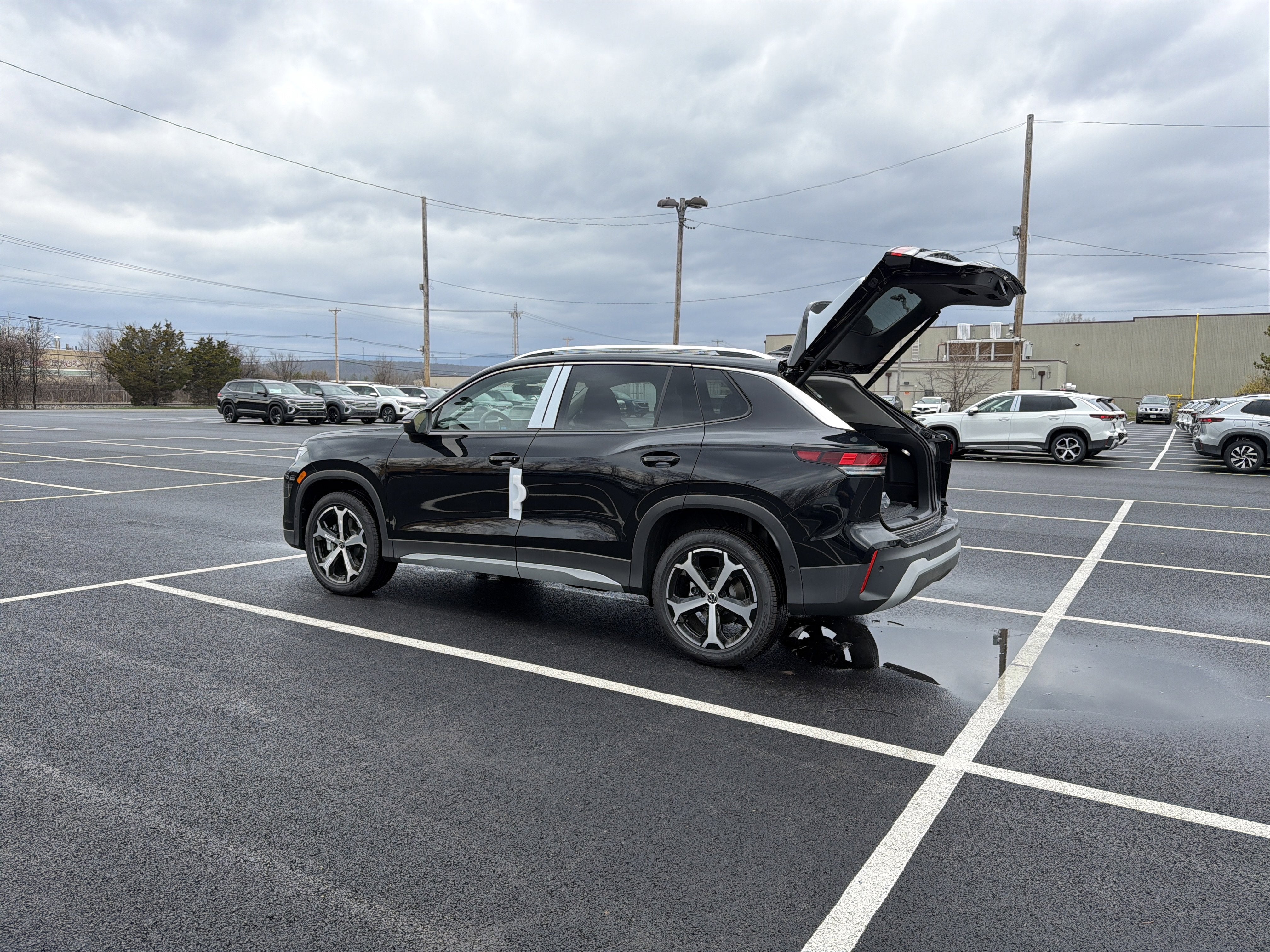 2026 Volkswagen Tiguan SE AWD