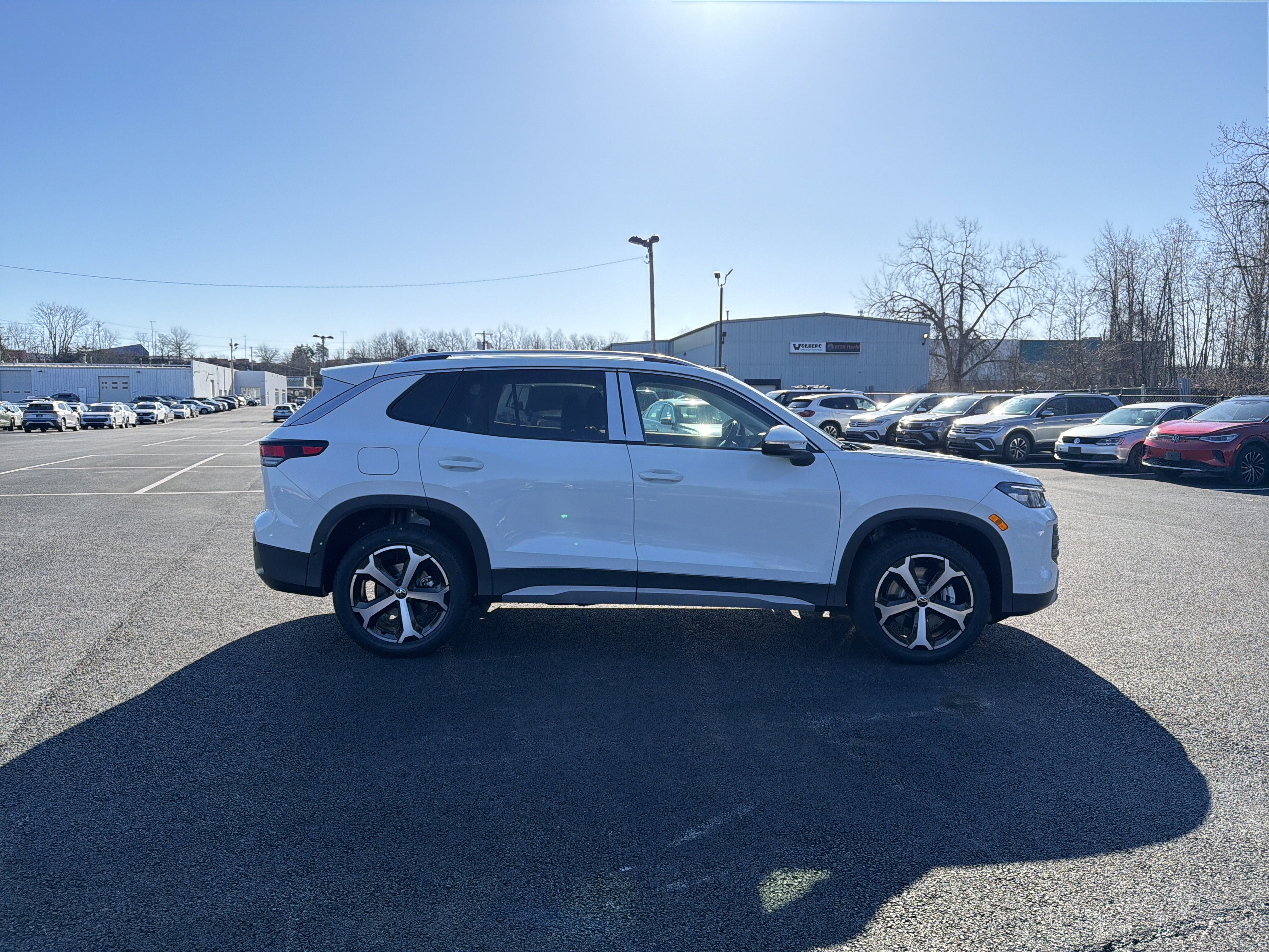 2026 Volkswagen Tiguan 2.0T SE