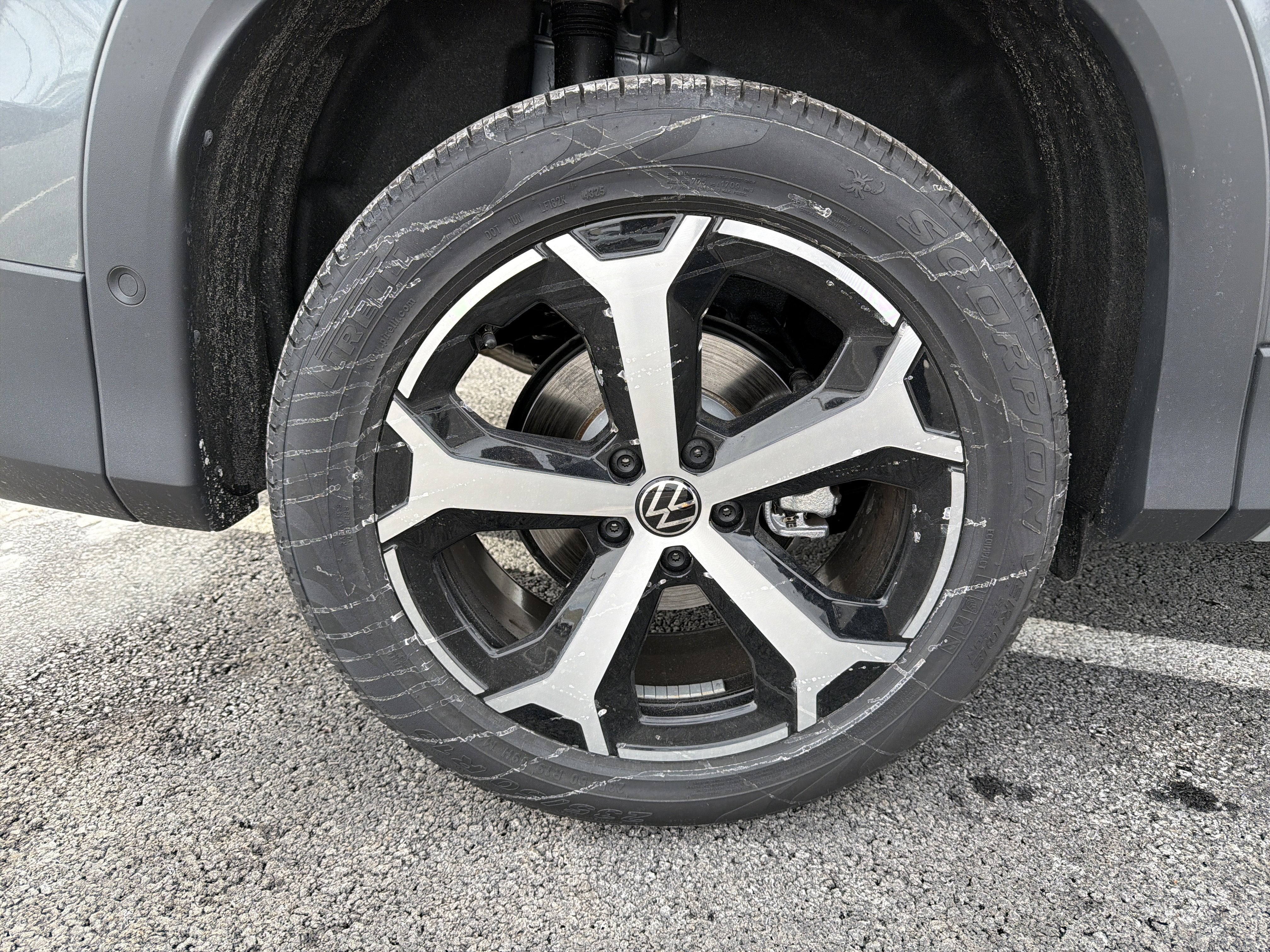 2026 Volkswagen Tiguan 2.0T SE