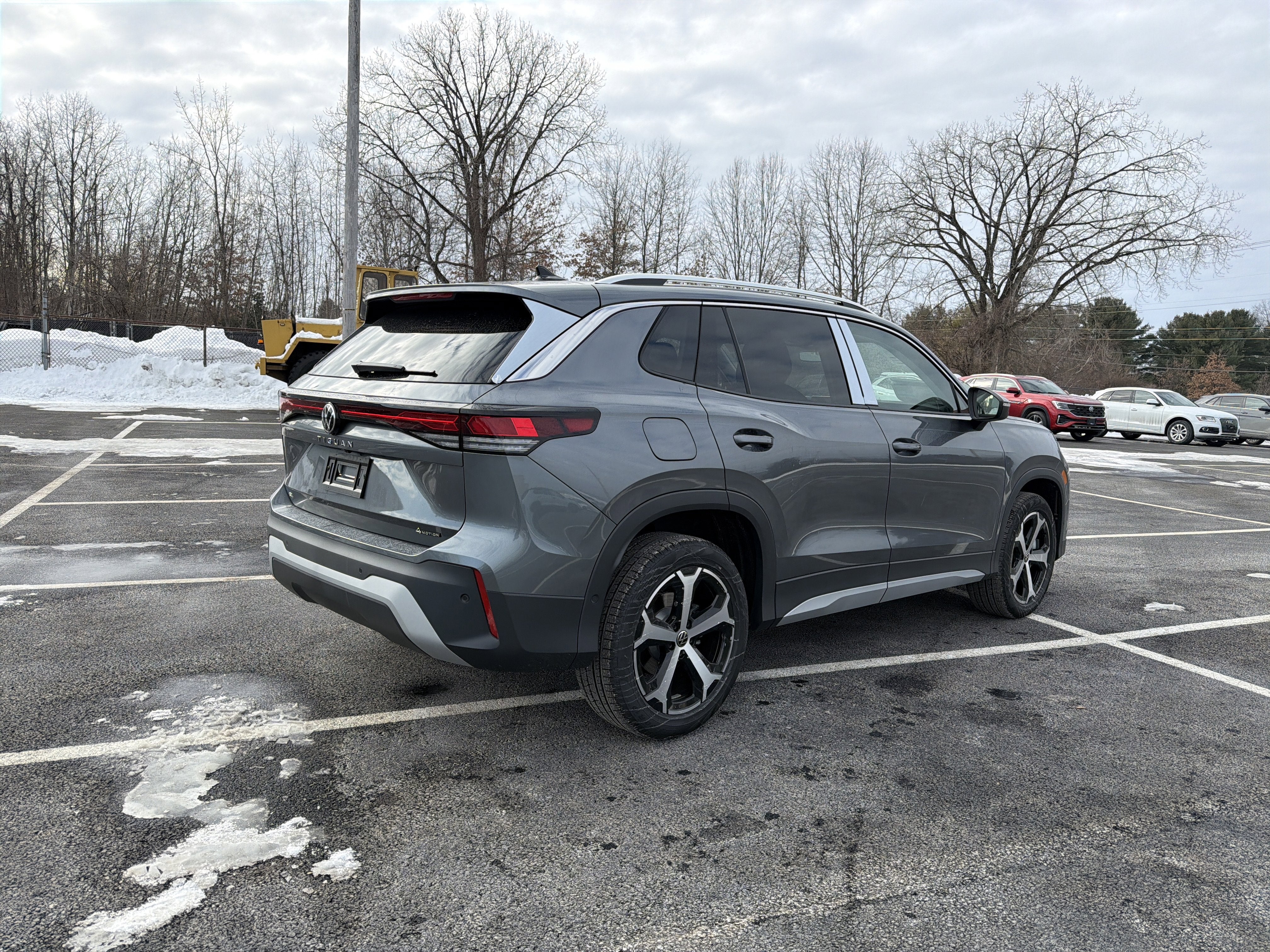 2026 Volkswagen Tiguan 2.0T SE