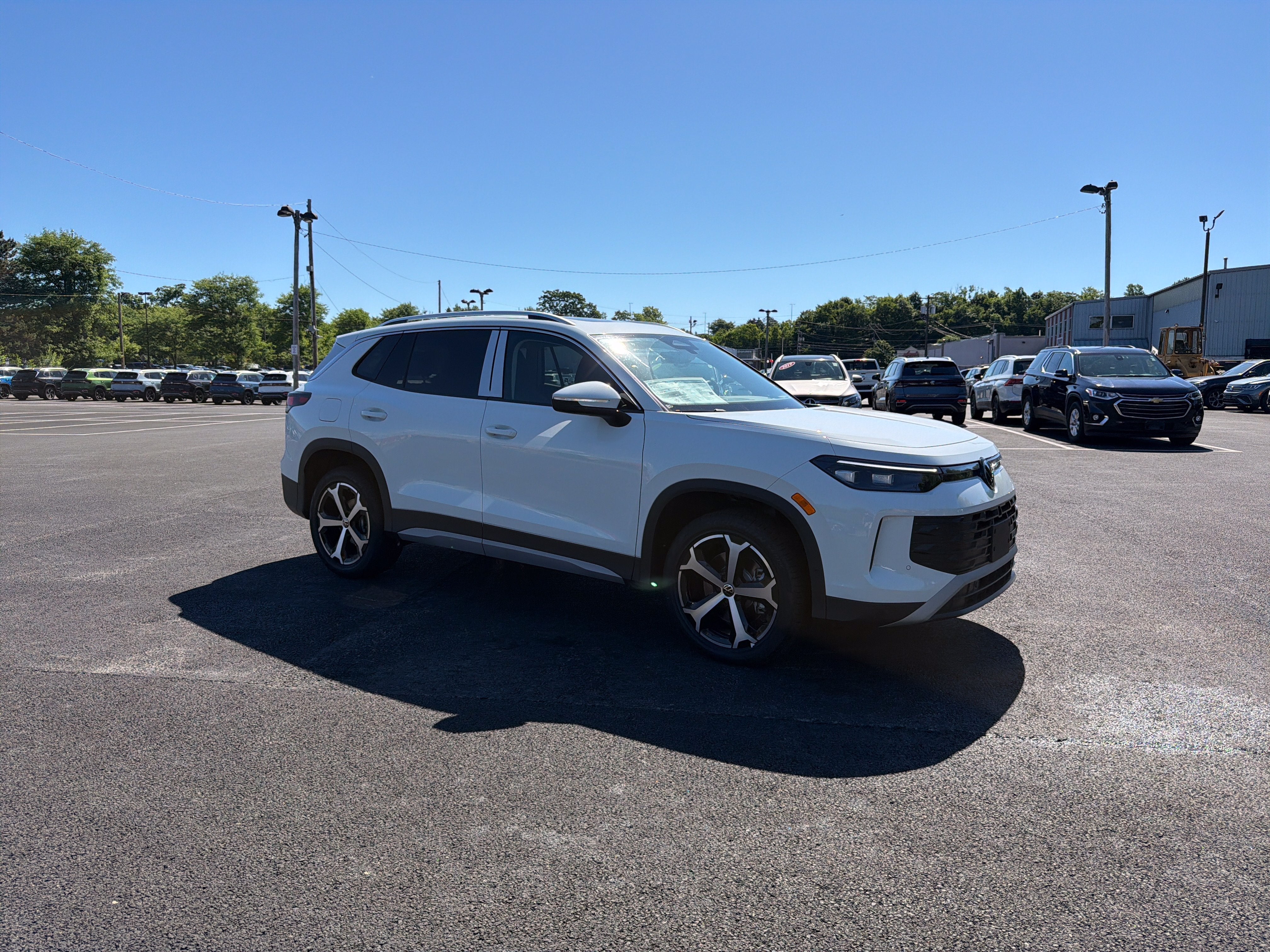 2026 Volkswagen Tiguan 2.0T SE