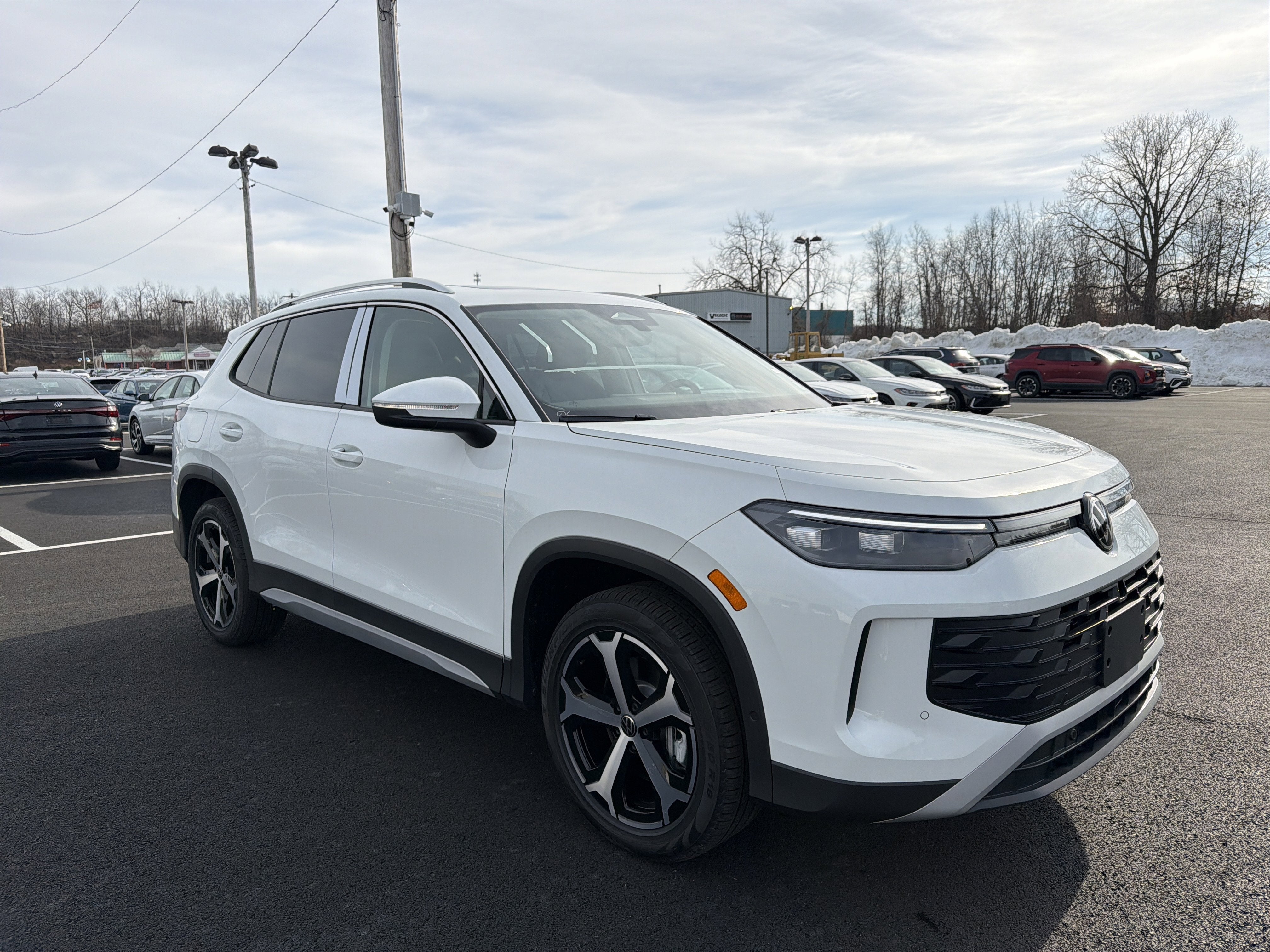 2026 Volkswagen Tiguan 2.0T SE