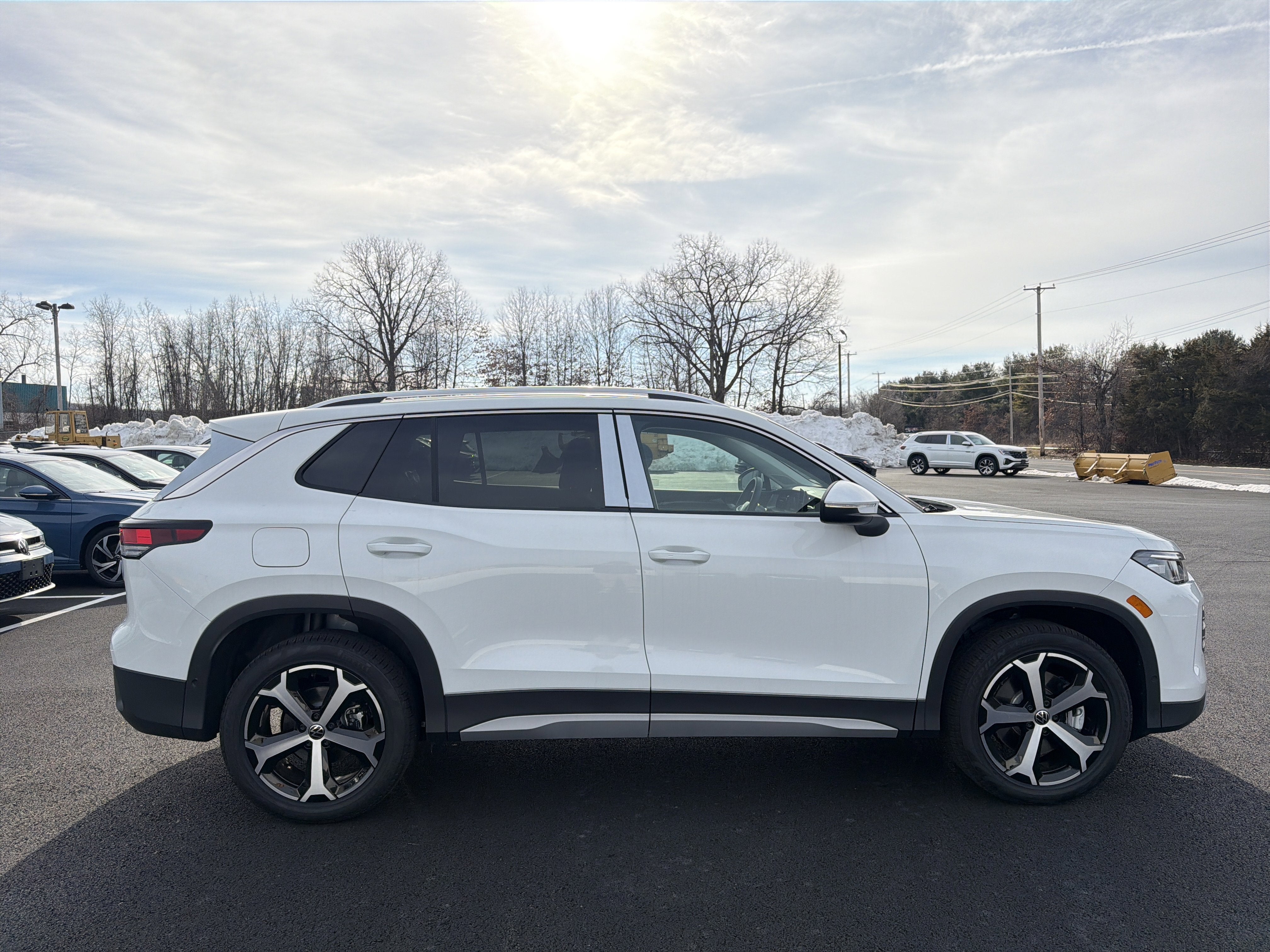 2026 Volkswagen Tiguan 2.0T SE