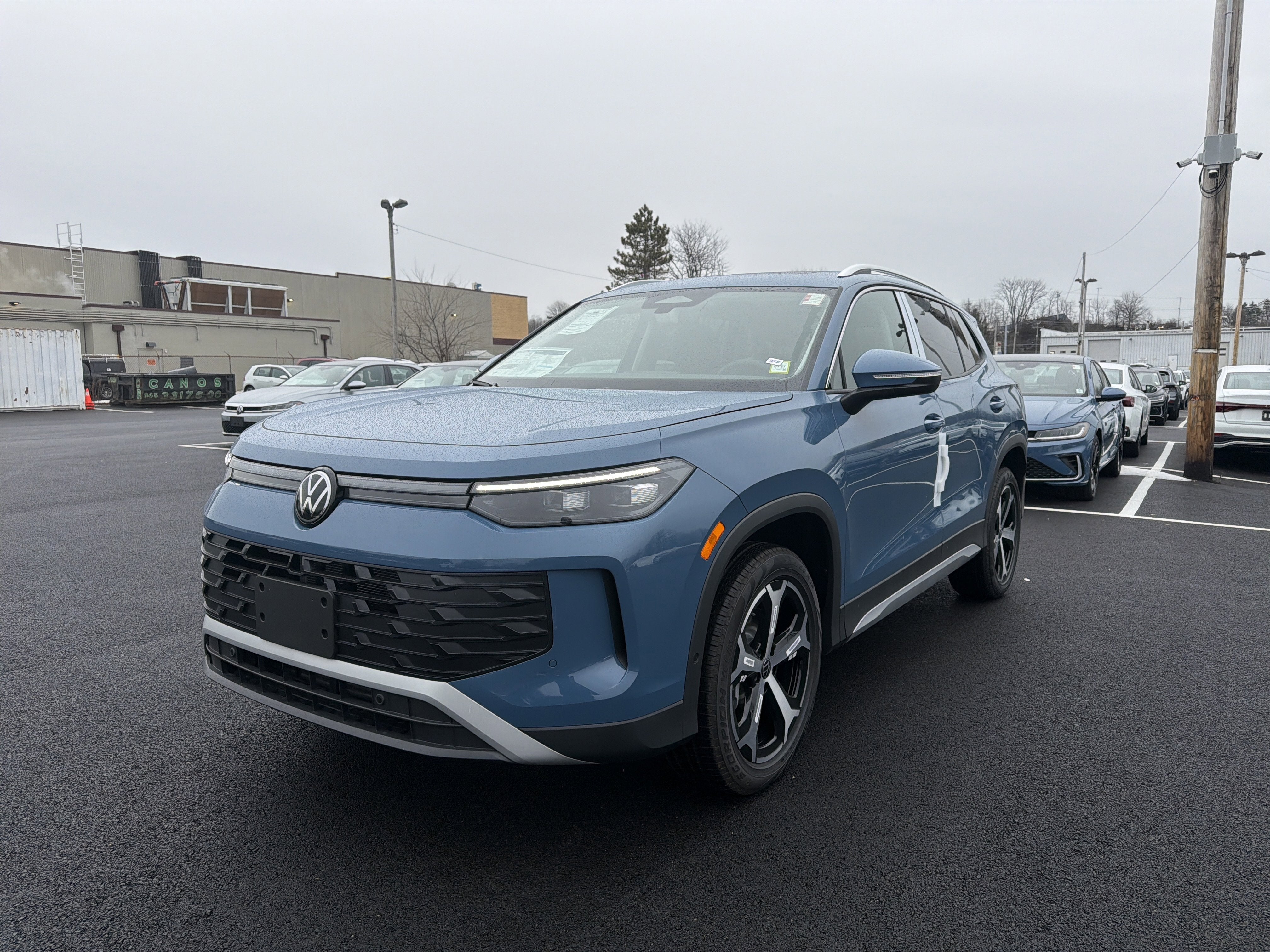 2026 Volkswagen Tiguan 2.0T SE