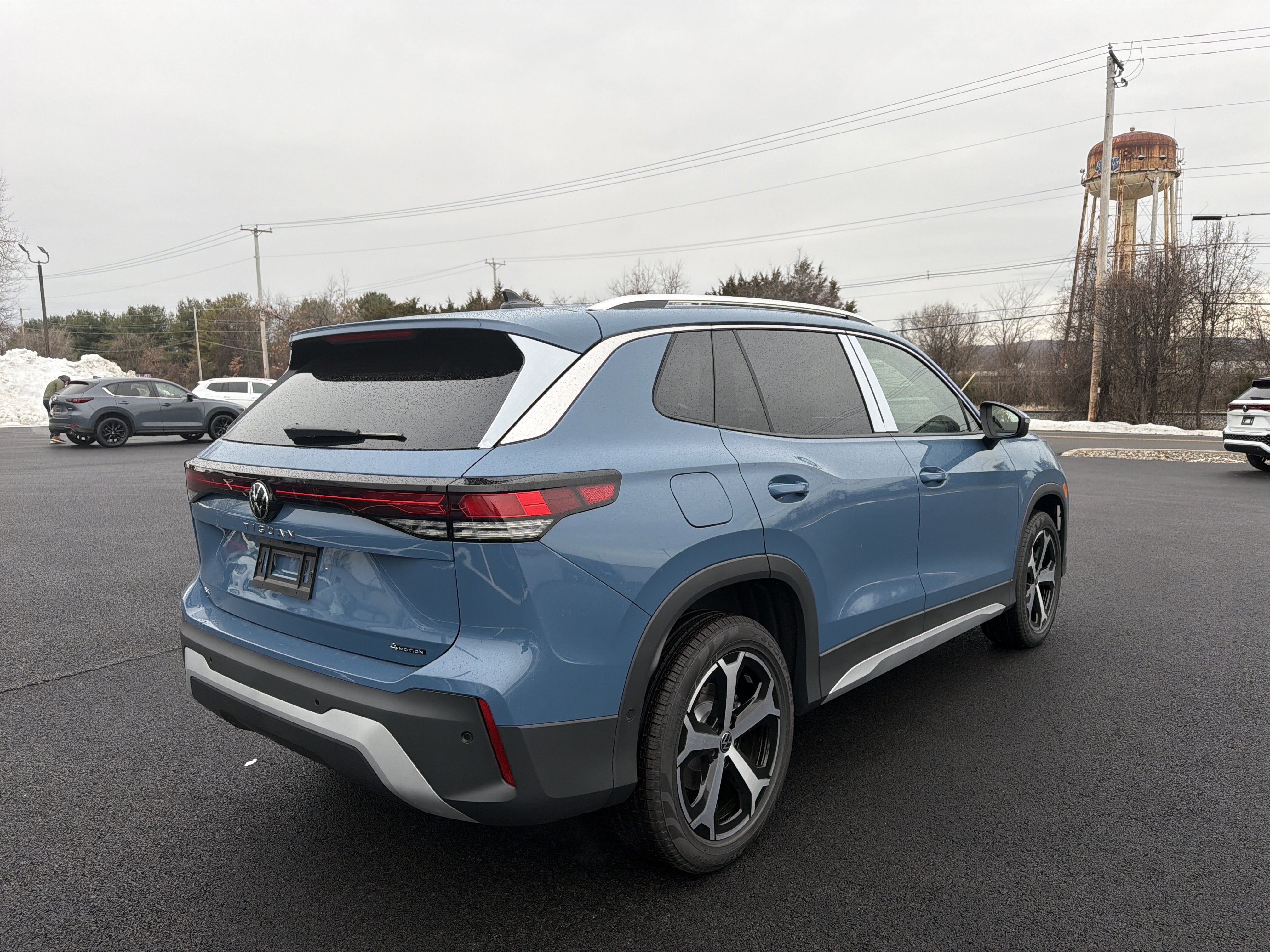 2026 Volkswagen Tiguan 2.0T SE