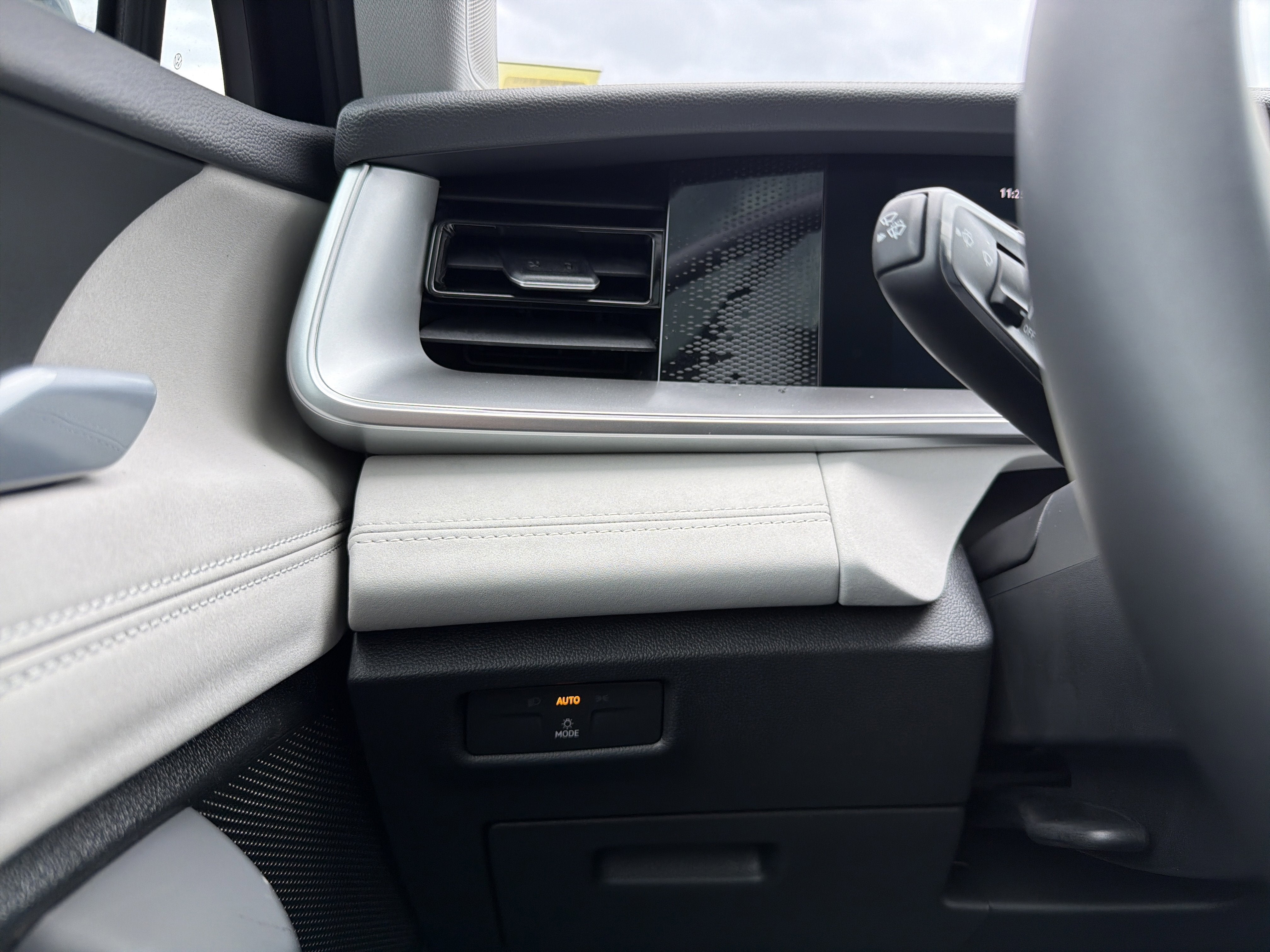 2026 Volkswagen Tiguan SE AWD