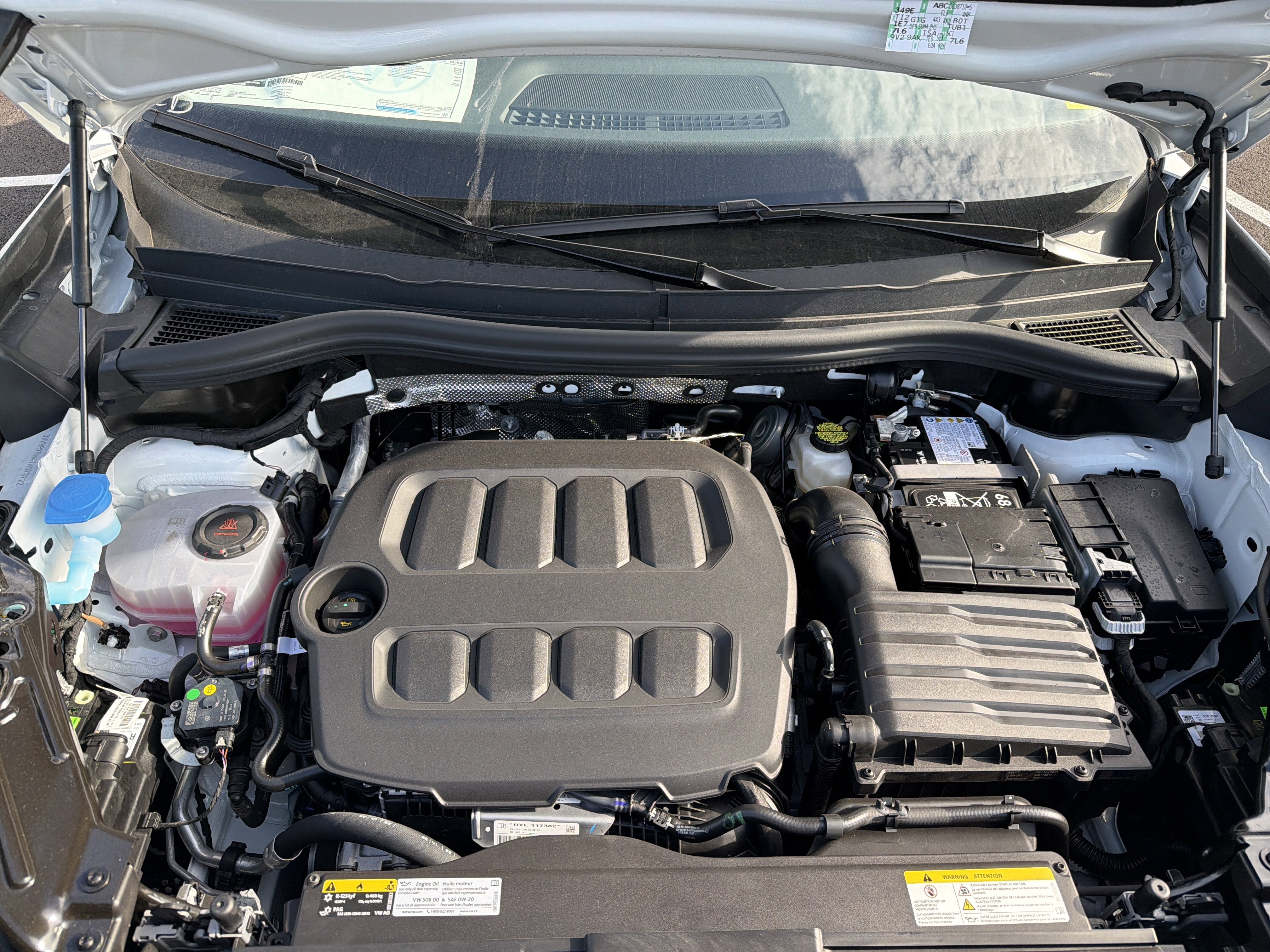 2026 Volkswagen Tiguan 2.0T SE