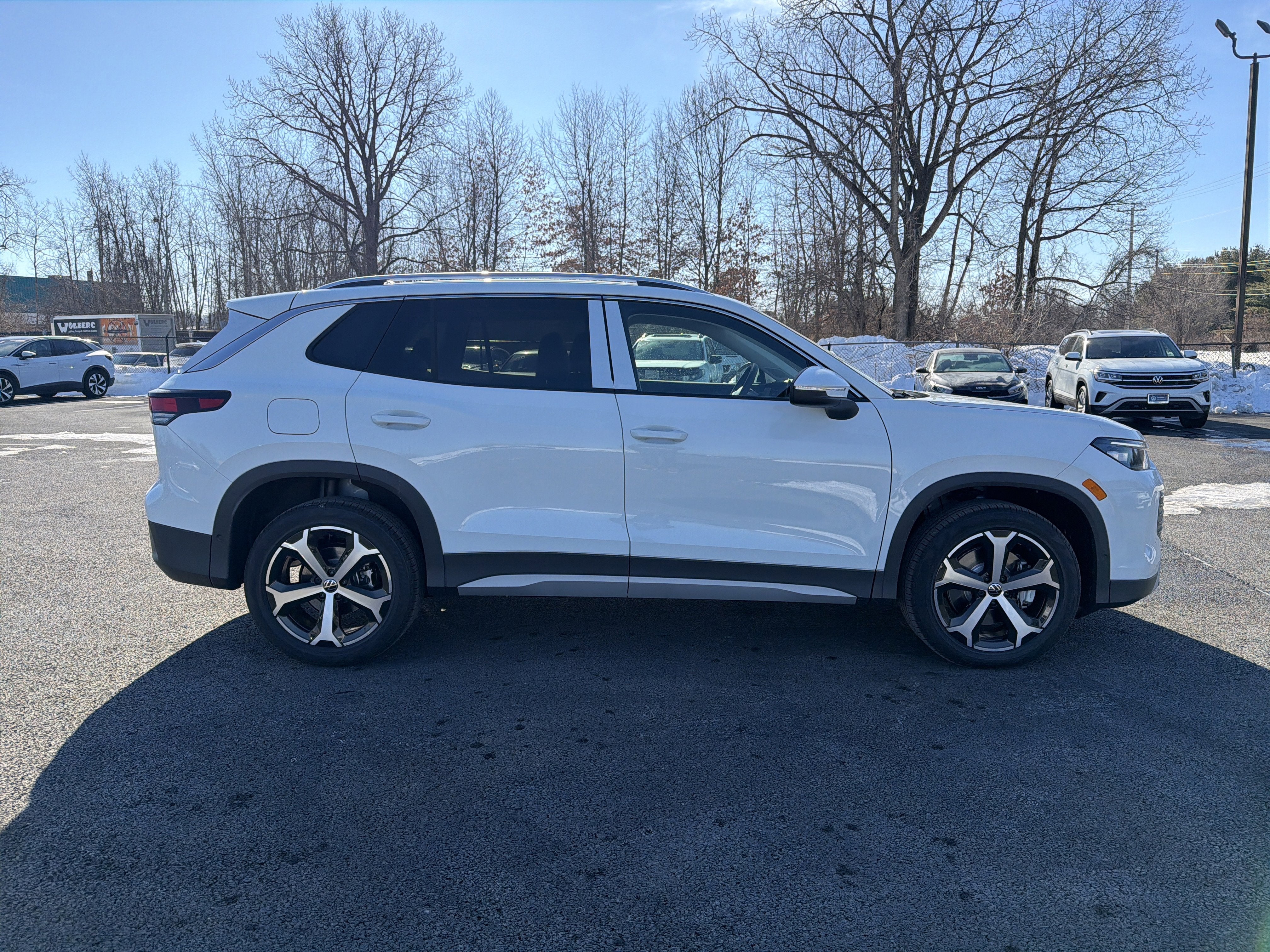 2026 Volkswagen Tiguan 2.0T SE