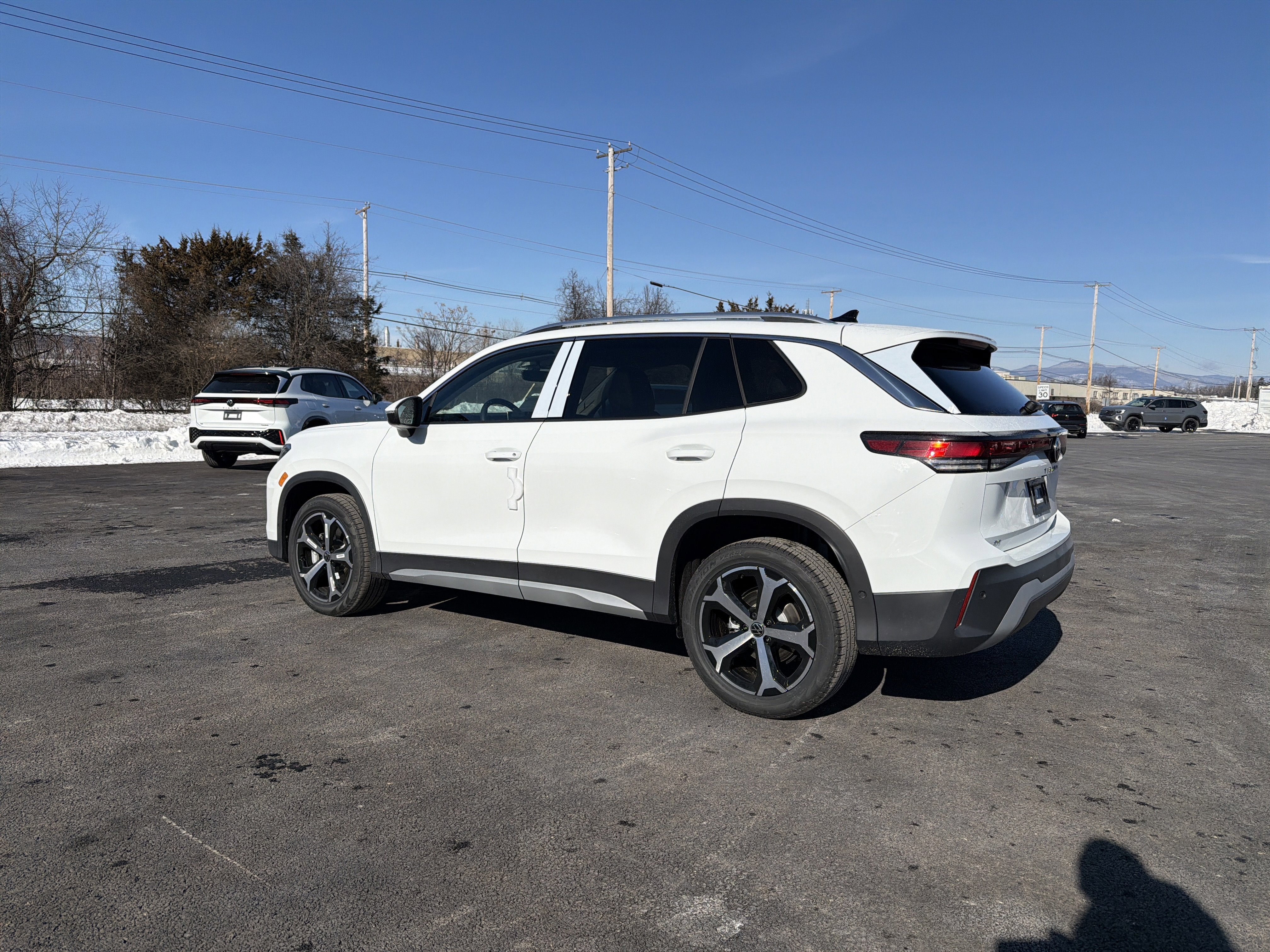 2026 Volkswagen Tiguan 2.0T SE