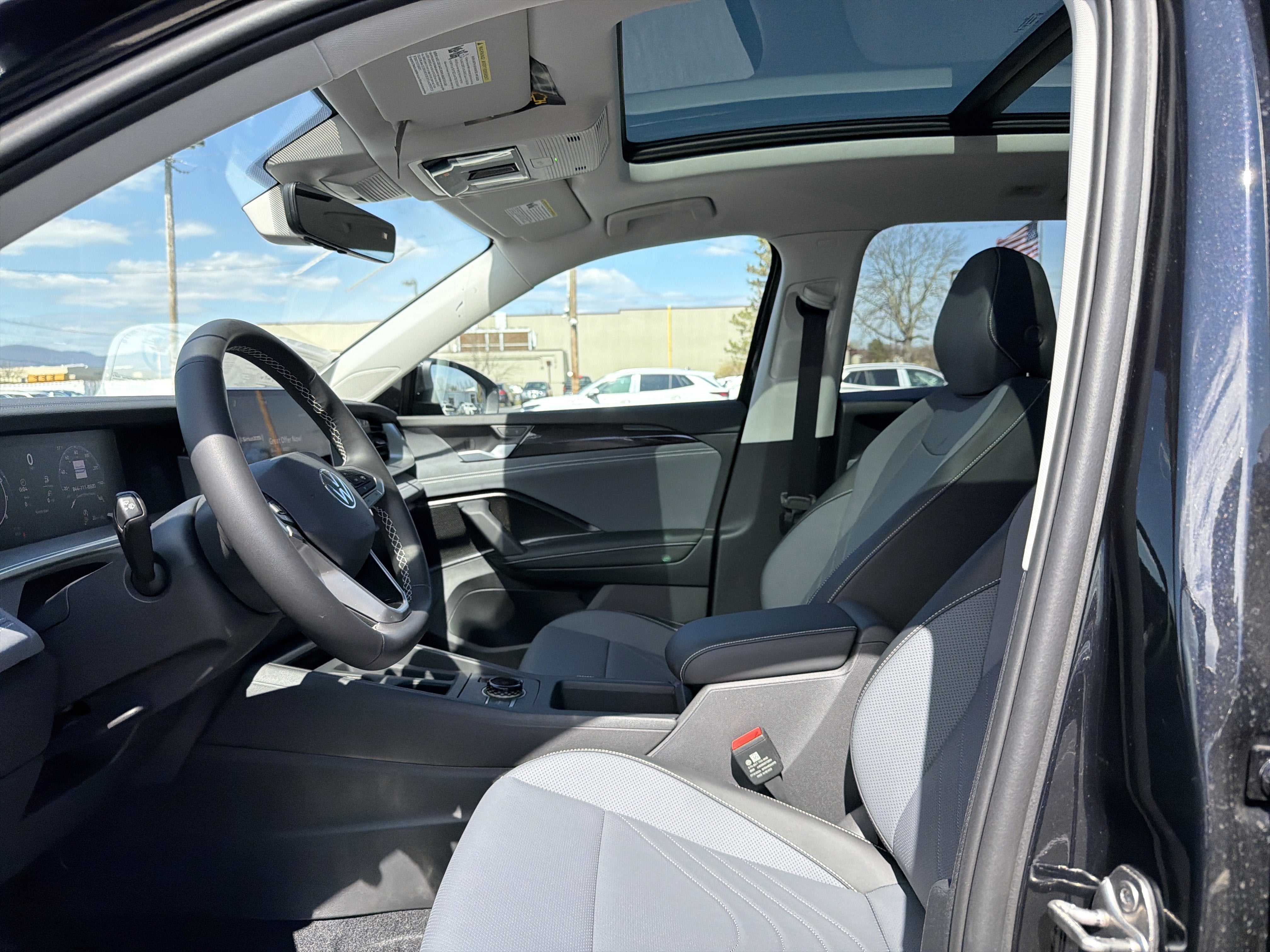 2026 Volkswagen Tiguan 2.0T SE