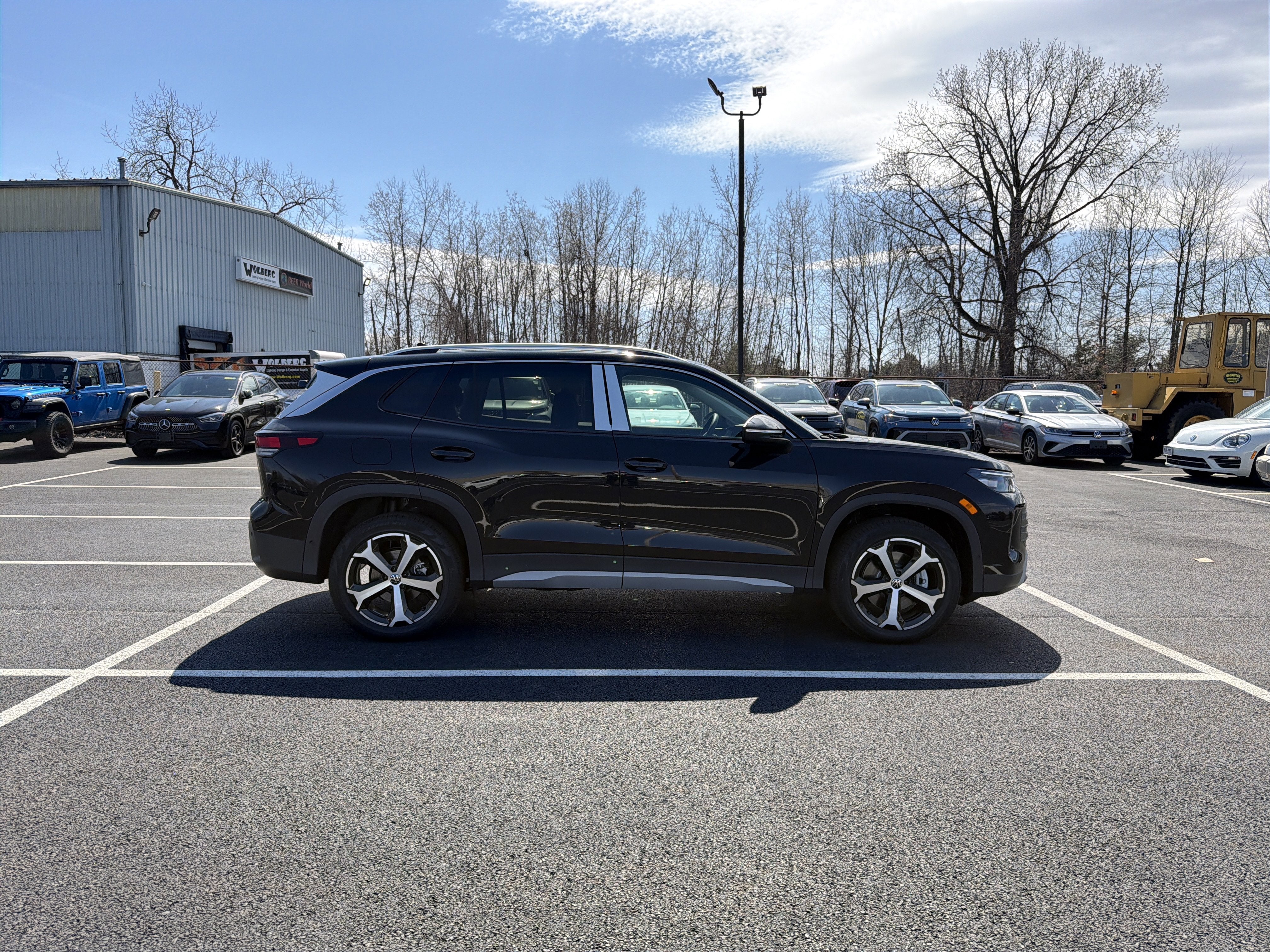 2026 Volkswagen Tiguan 2.0T SE