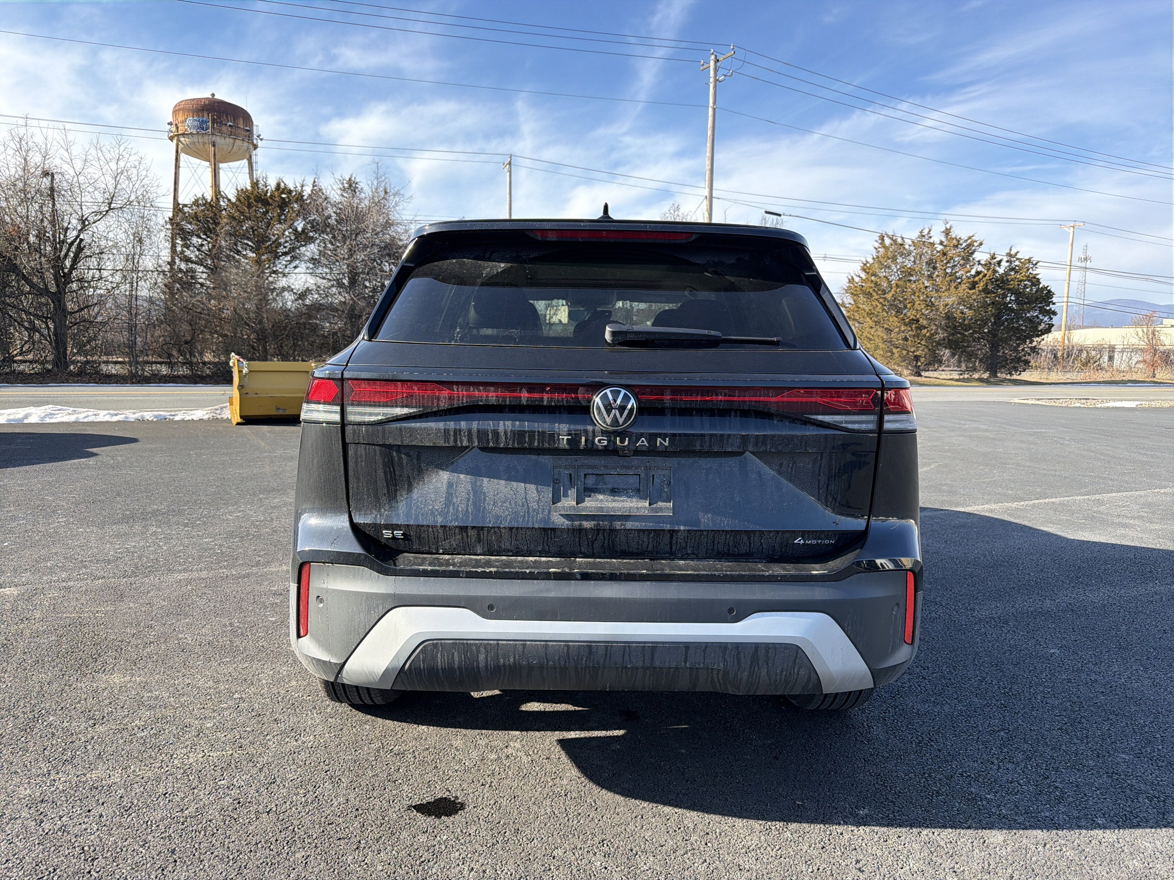 2026 Volkswagen Tiguan 2.0T SE