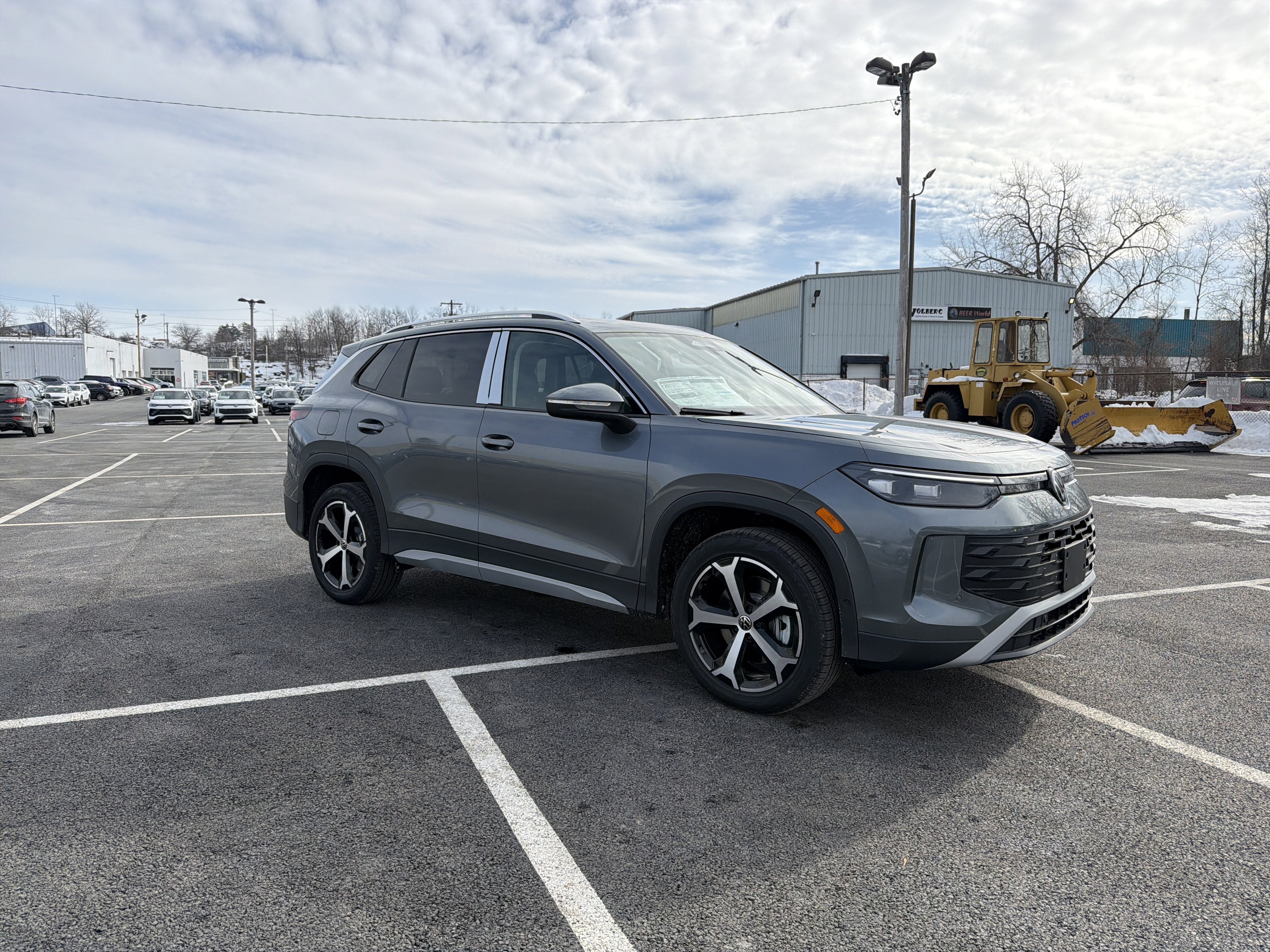 2026 Volkswagen Tiguan 2.0T SE