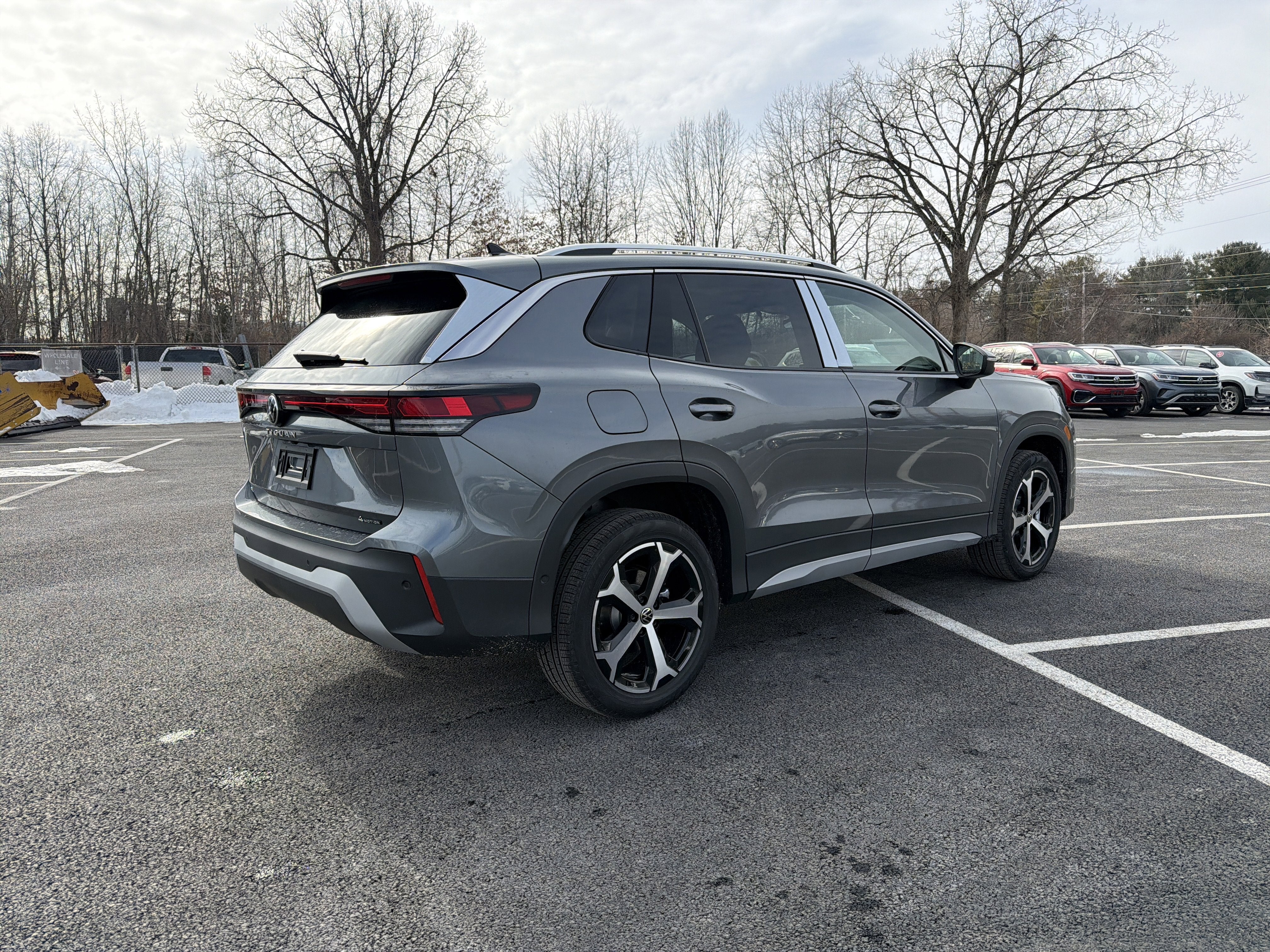 2026 Volkswagen Tiguan 2.0T SE