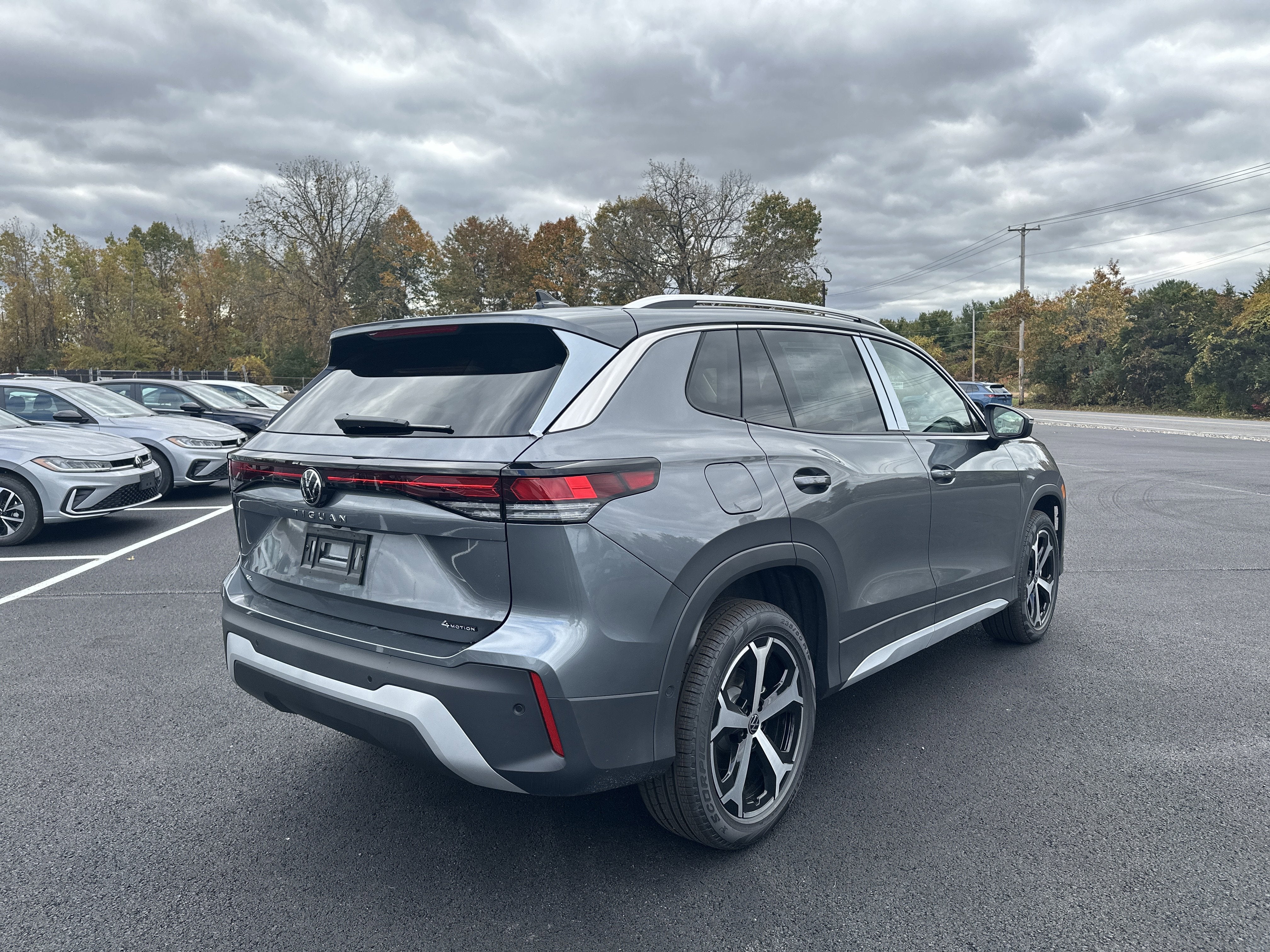 2026 Volkswagen Tiguan 2.0T SE