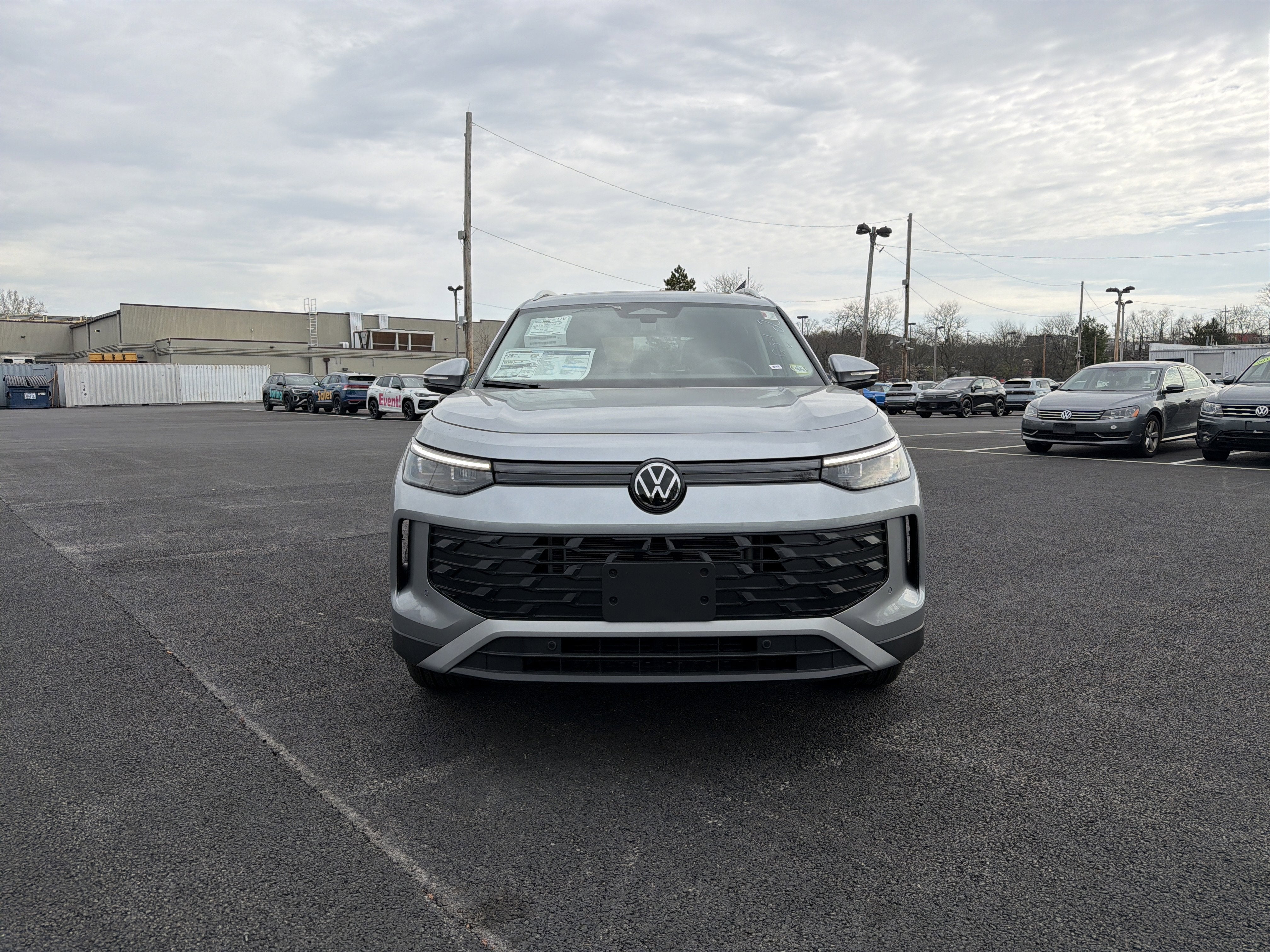 2026 Volkswagen Tiguan 2.0T SE