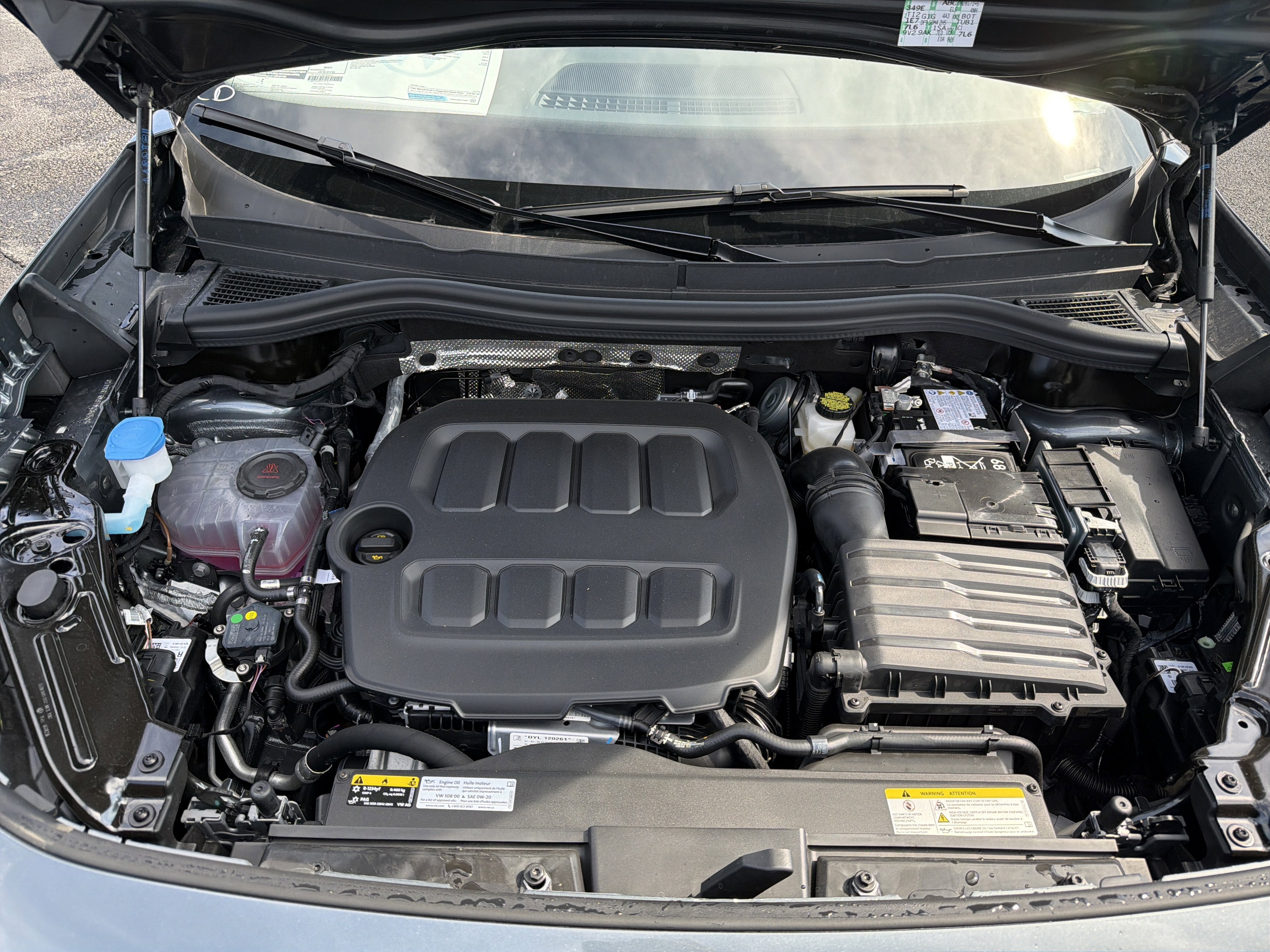 2026 Volkswagen Tiguan 2.0T SE