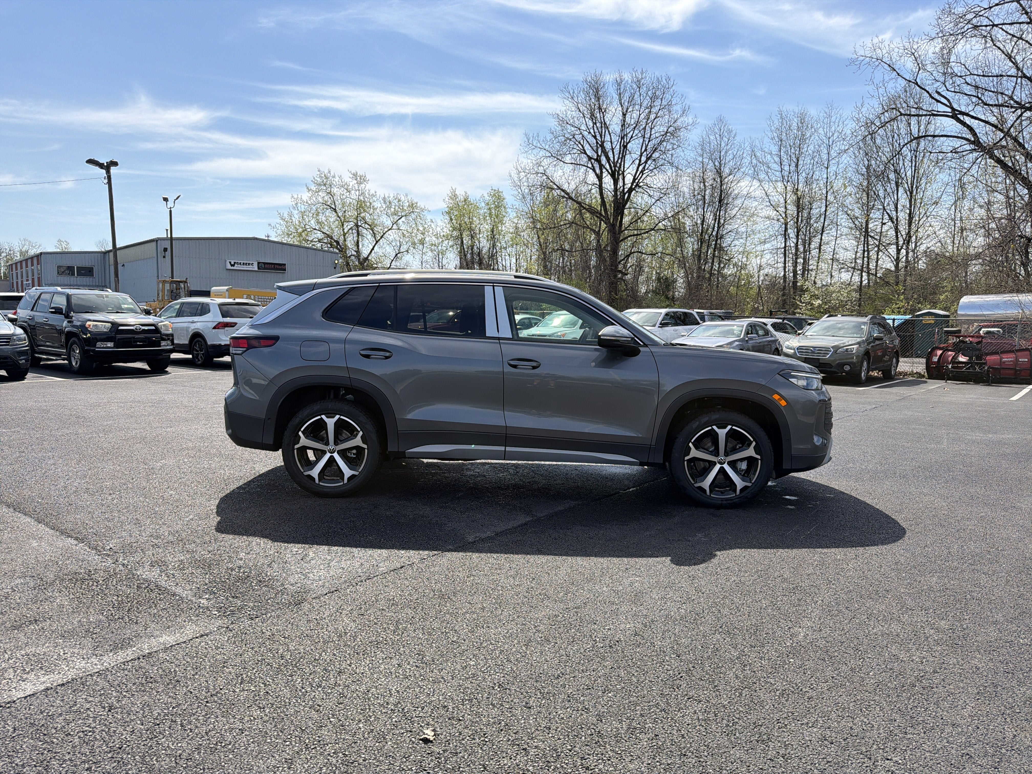 2026 Volkswagen Tiguan 2.0T SE