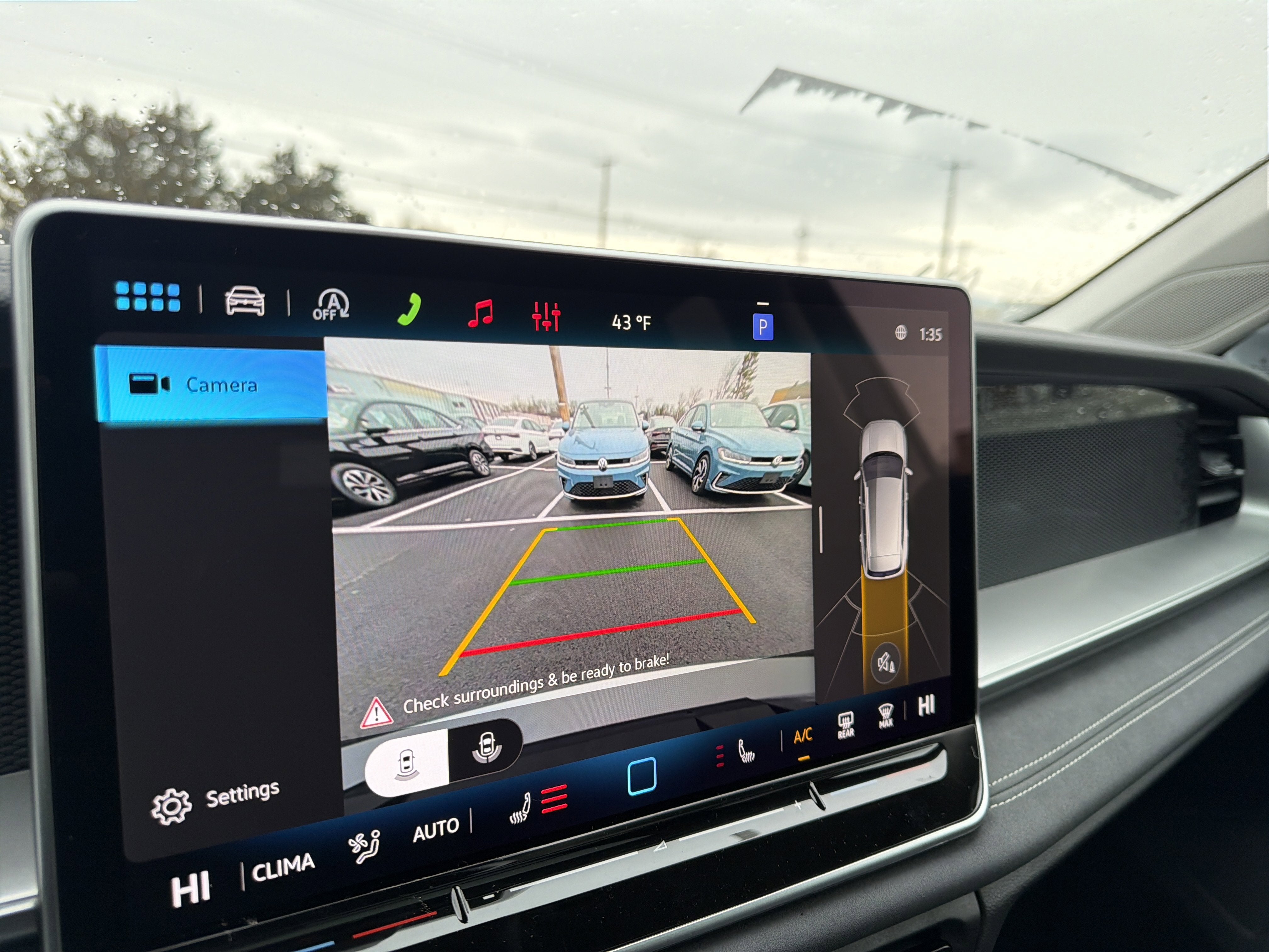 2026 Volkswagen Tiguan 2.0T SE