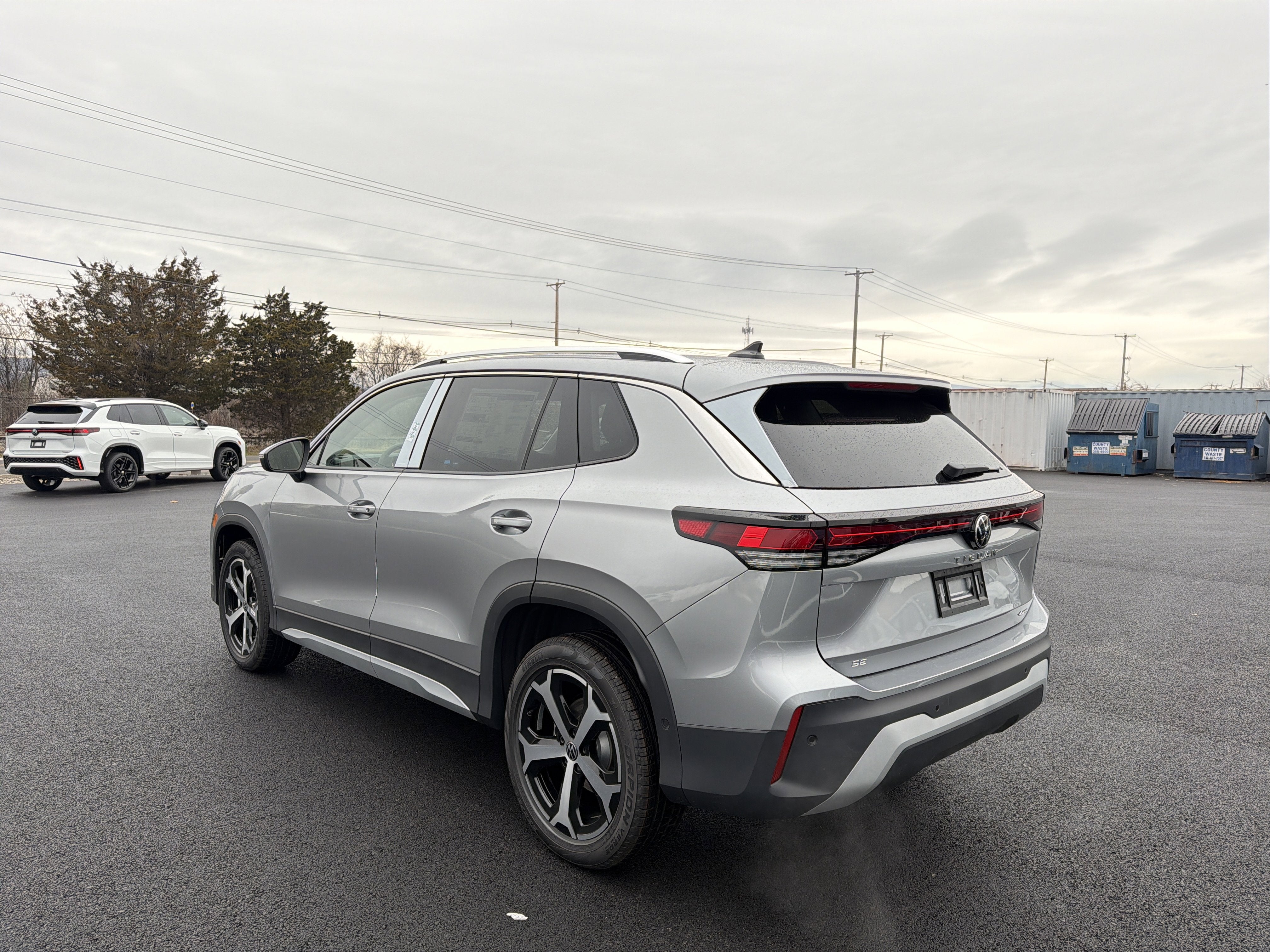 2026 Volkswagen Tiguan 2.0T SE