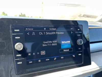 2025 Volkswagen Taos 1.5T SE