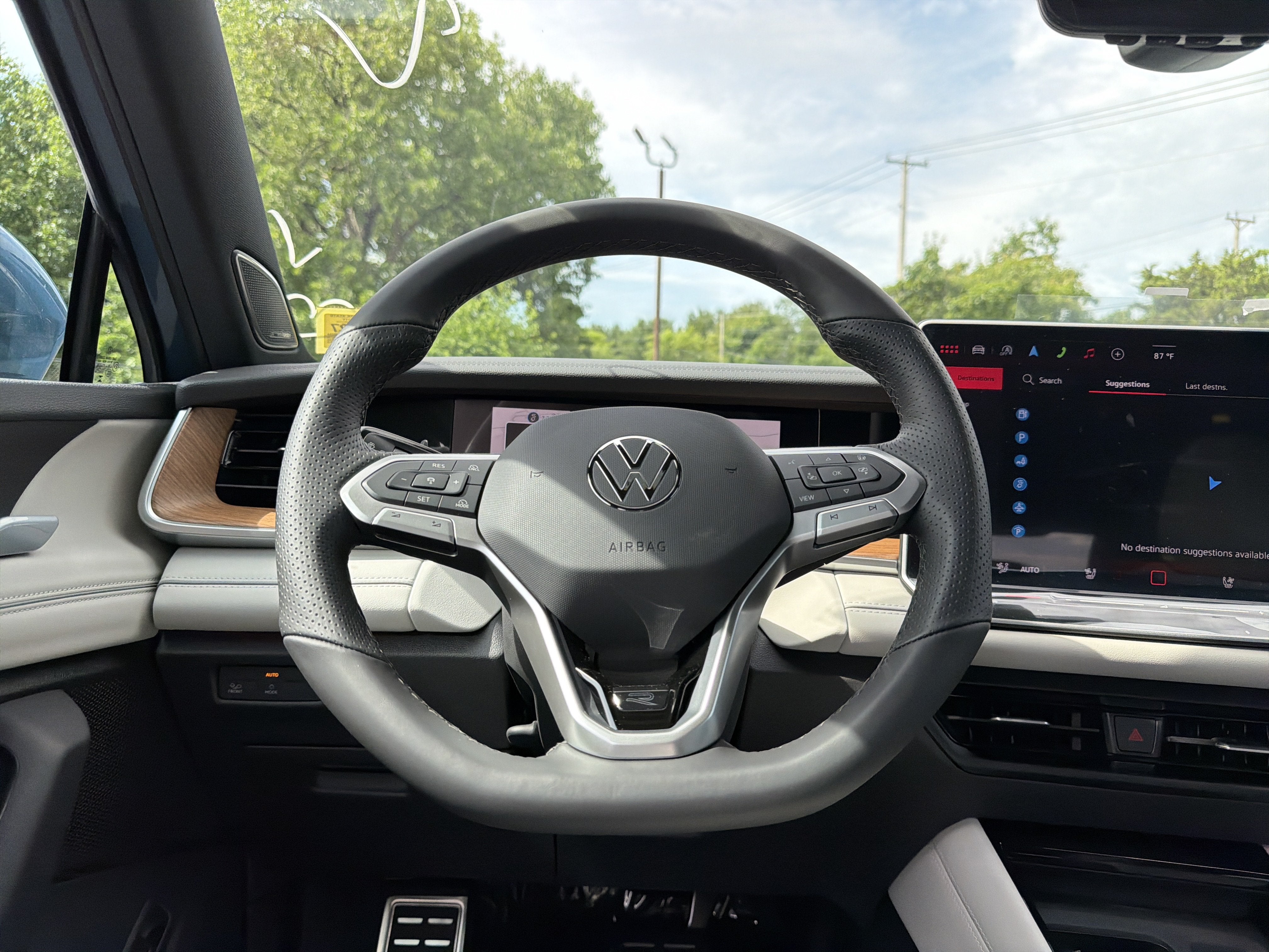 2026 Volkswagen Tiguan 2.0T SEL R-Line Turbo